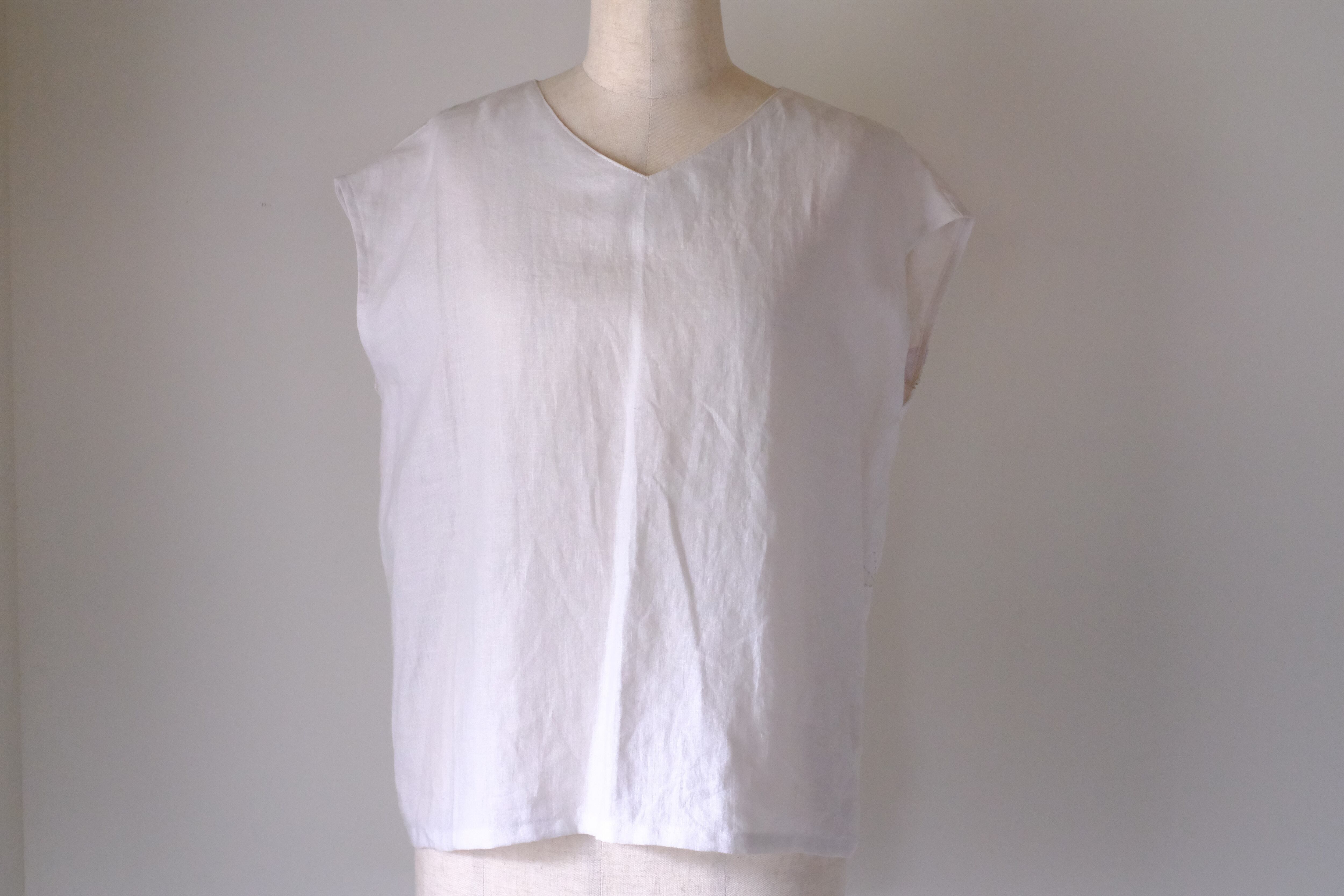 ノースリーブカットソー　cl-126(オフ白)