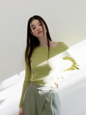 cup-in asymmetry knit（pistachio）