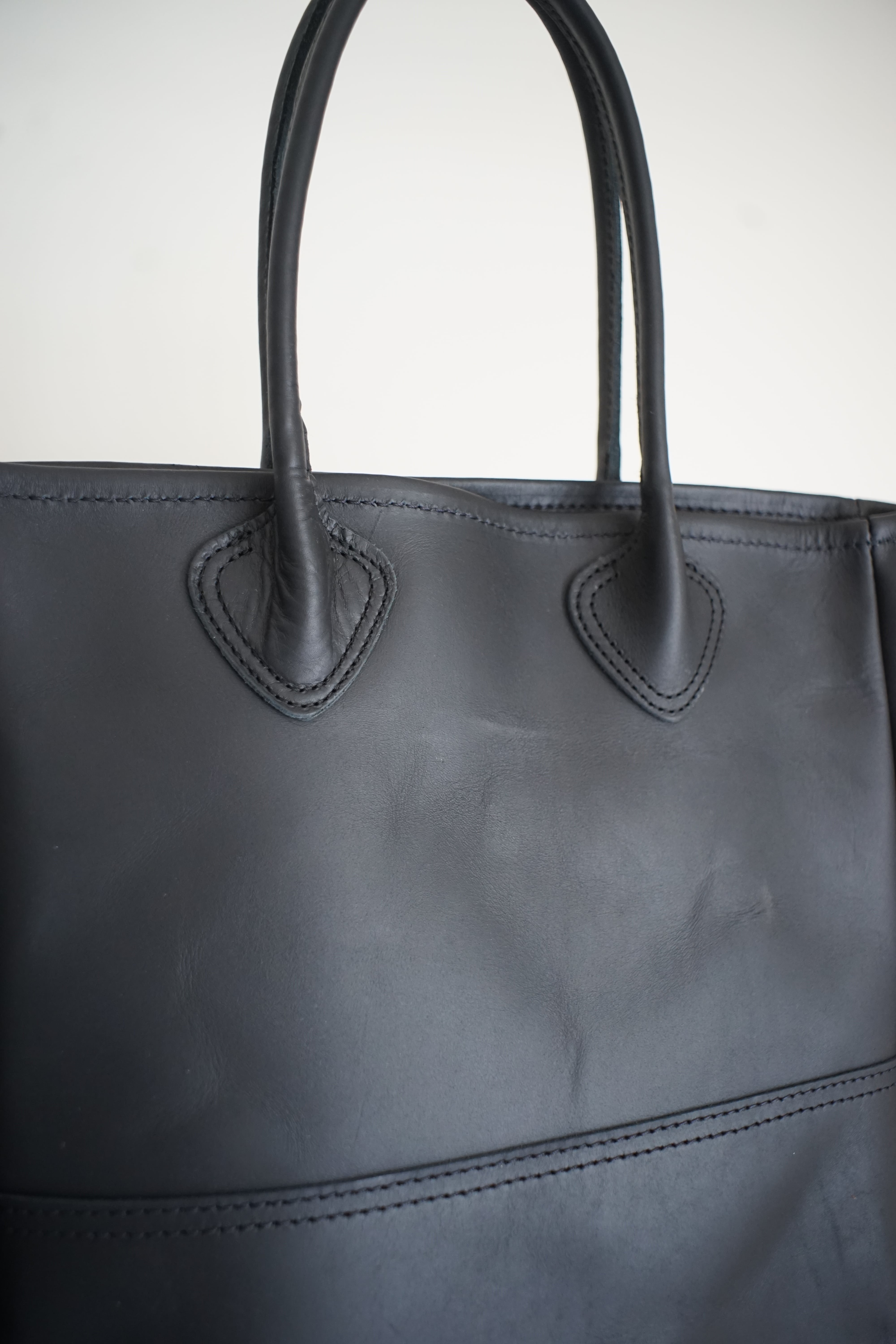 HERITAGE LEATHER (ヘリテージレザー) ALL LEATHER TOTE (BLACK