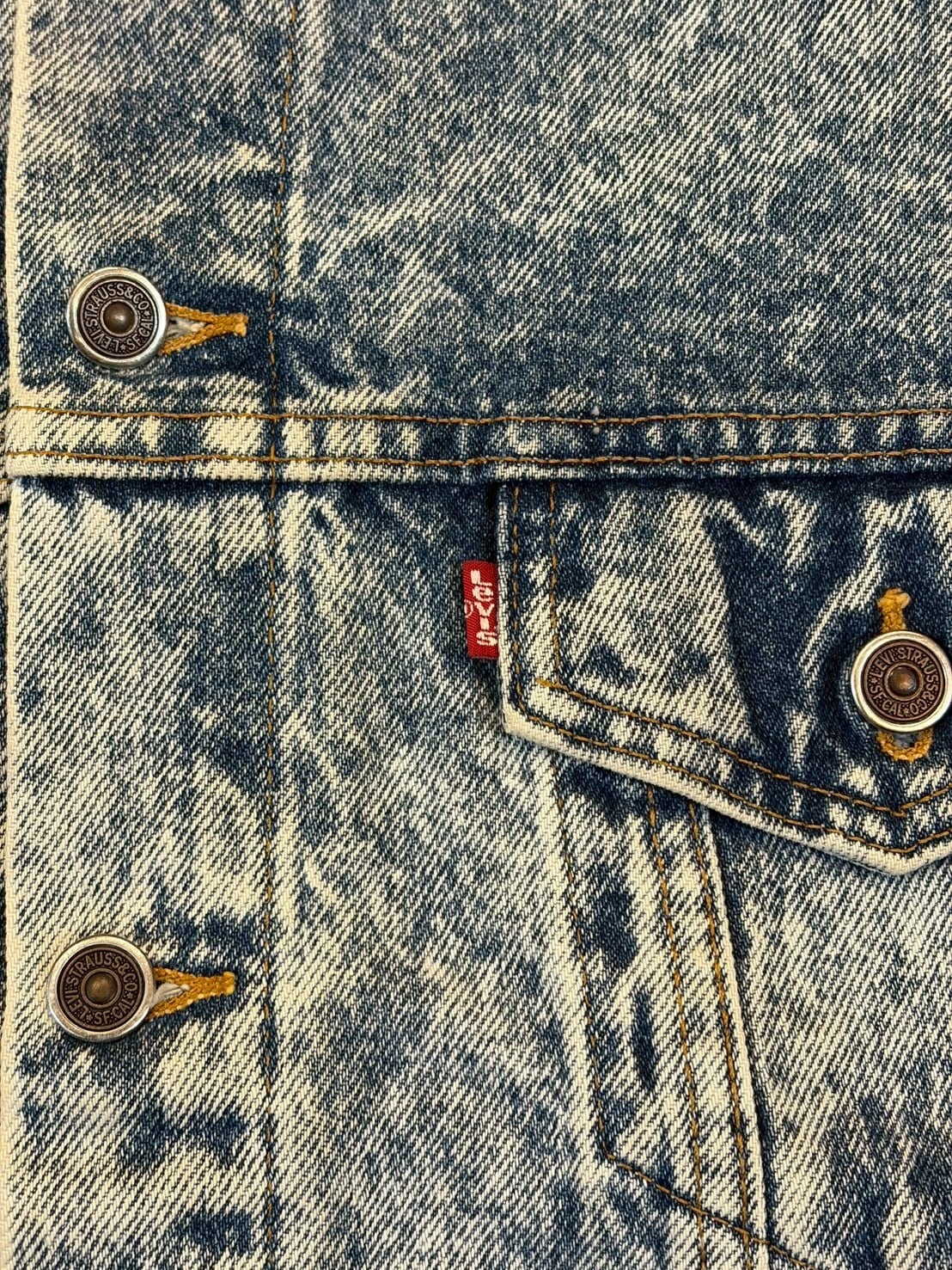 VINTAGE 80's LEVI'S 70508 CHEMICAL WASH DENIM JACKET | vintage