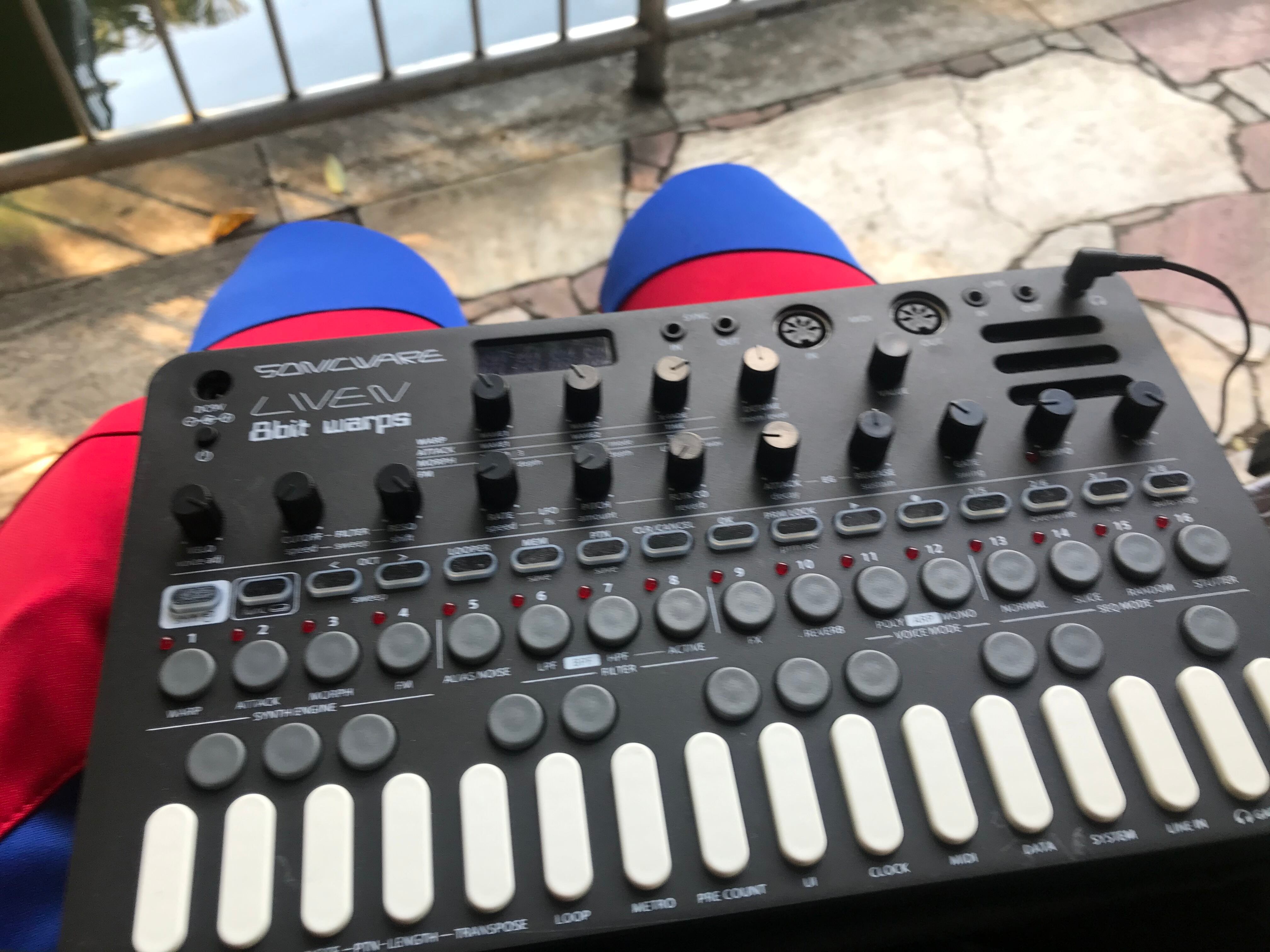 mobile synthesizer 8bit warps シンセサイザー | ステキ雑貨 PM SPACE