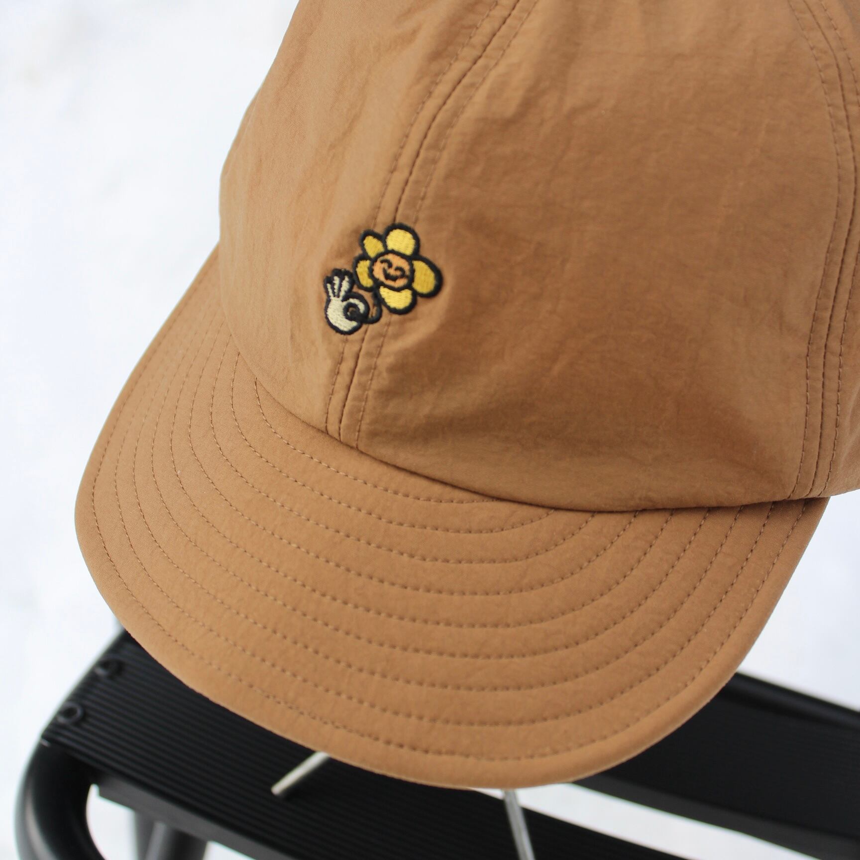 halo commodity ハロ コモディティ / Sunny Cap / キャメル | Stride