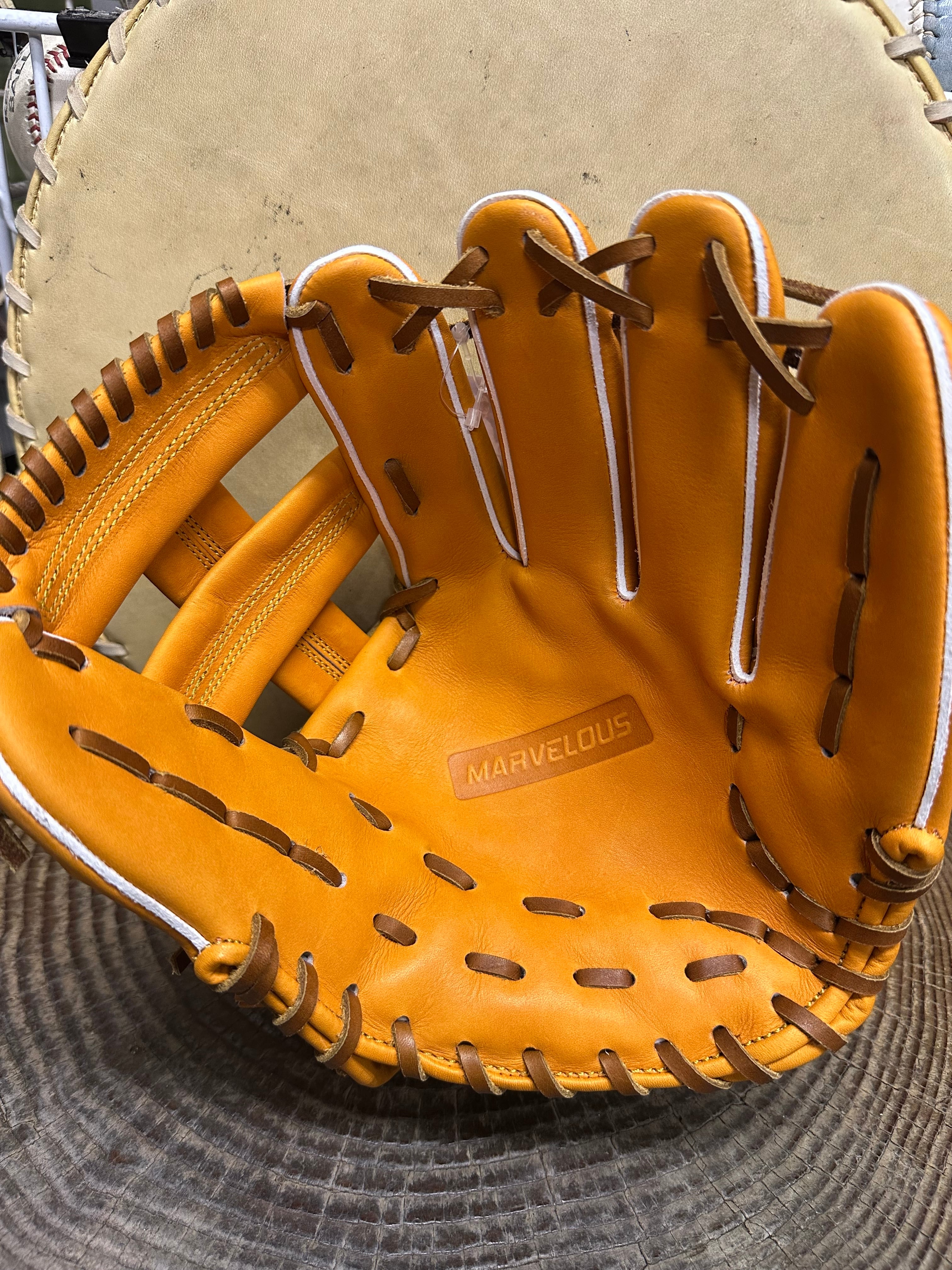 MARVELOUS(マーヴェラス)【限定】軟式内野手用グローブ | カミスポーツ