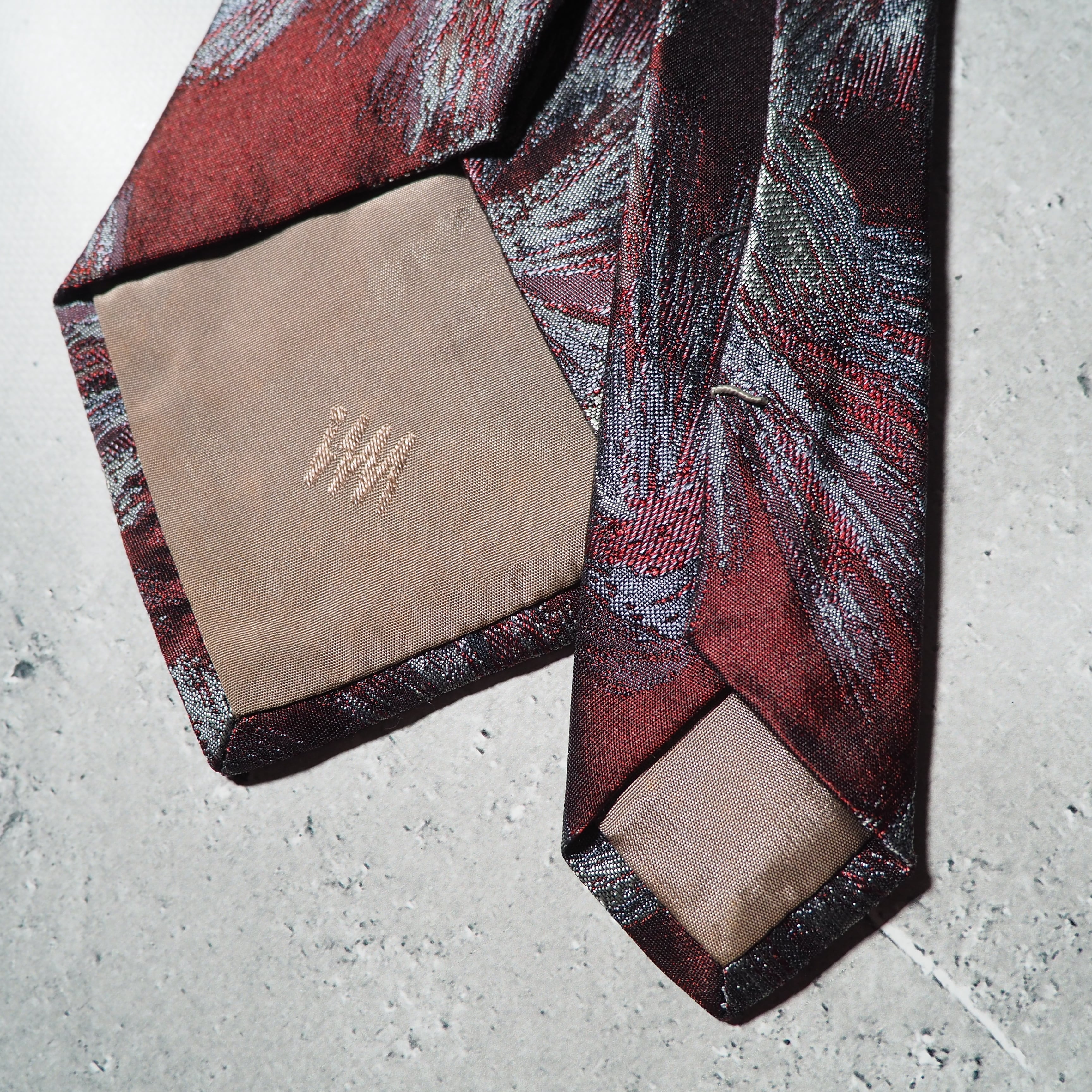 " im - ISSEY MIYAKE " Contemporary Art Embbossed vintage Silk Tie