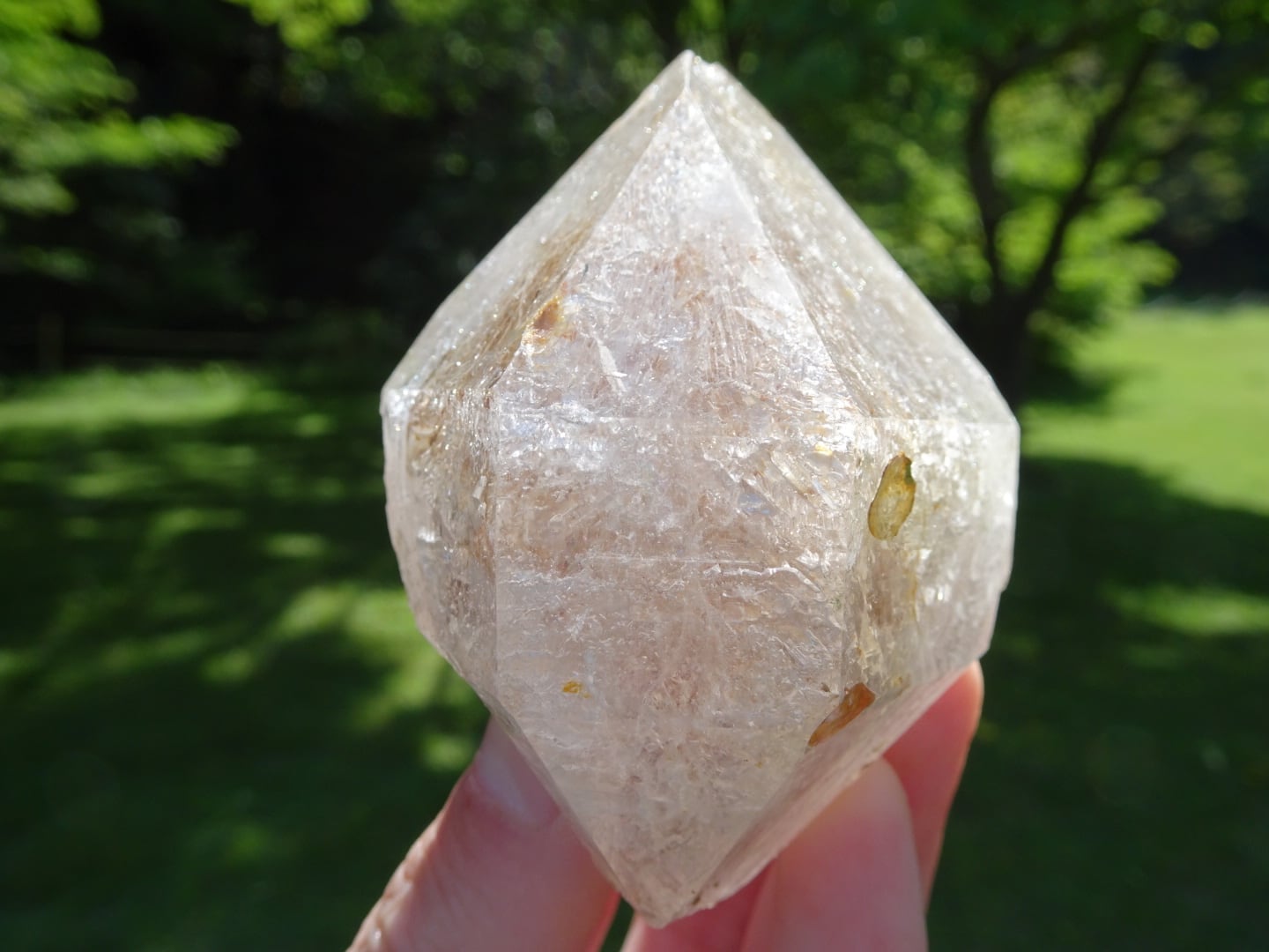 タイ産ホワイトエレスチャルクォーツ No.6 ~White Angels~ | 虹石屋