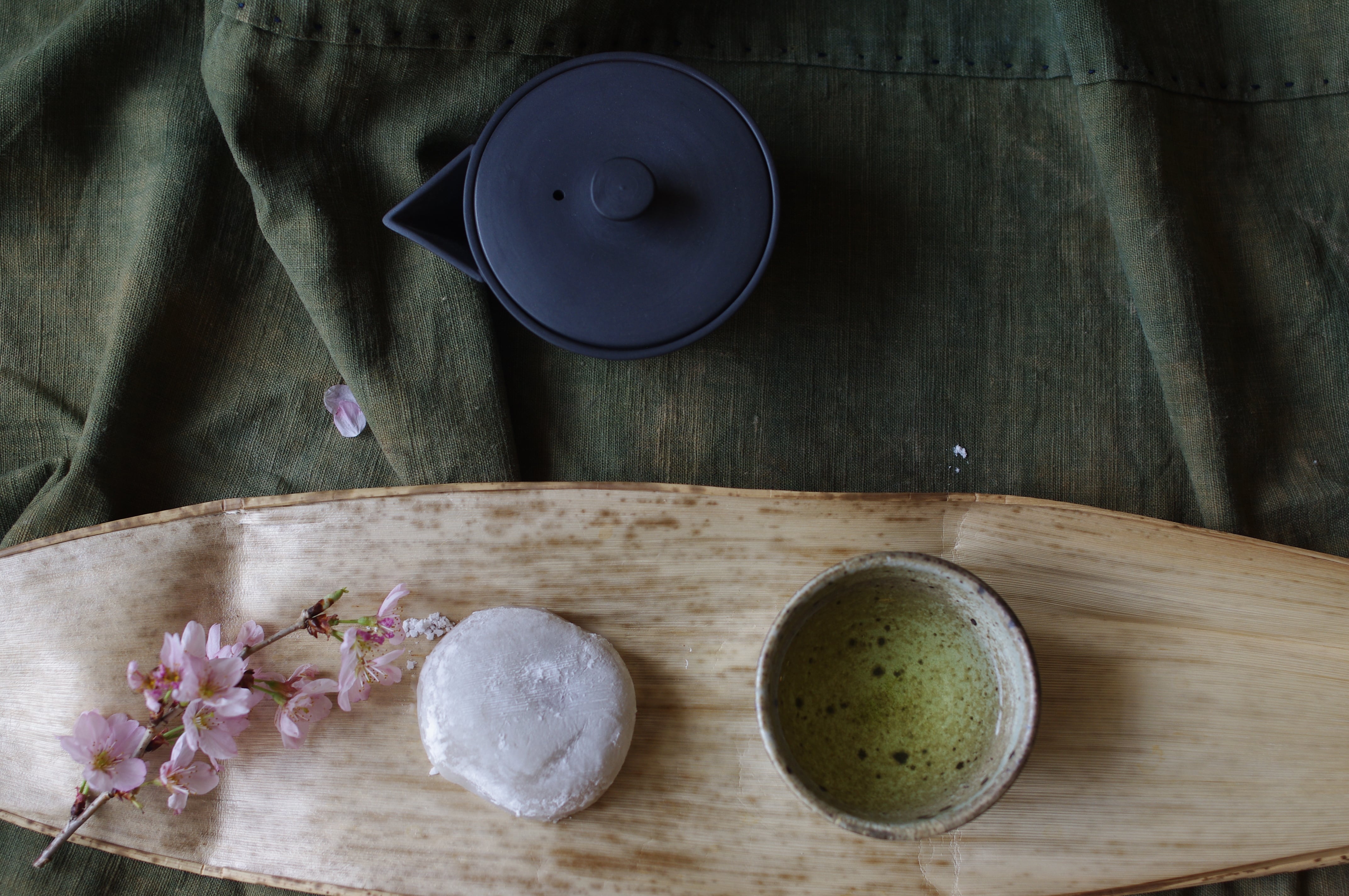宝瓶・入子碗（入子茶器） 黒練 | 茶屋すずわ