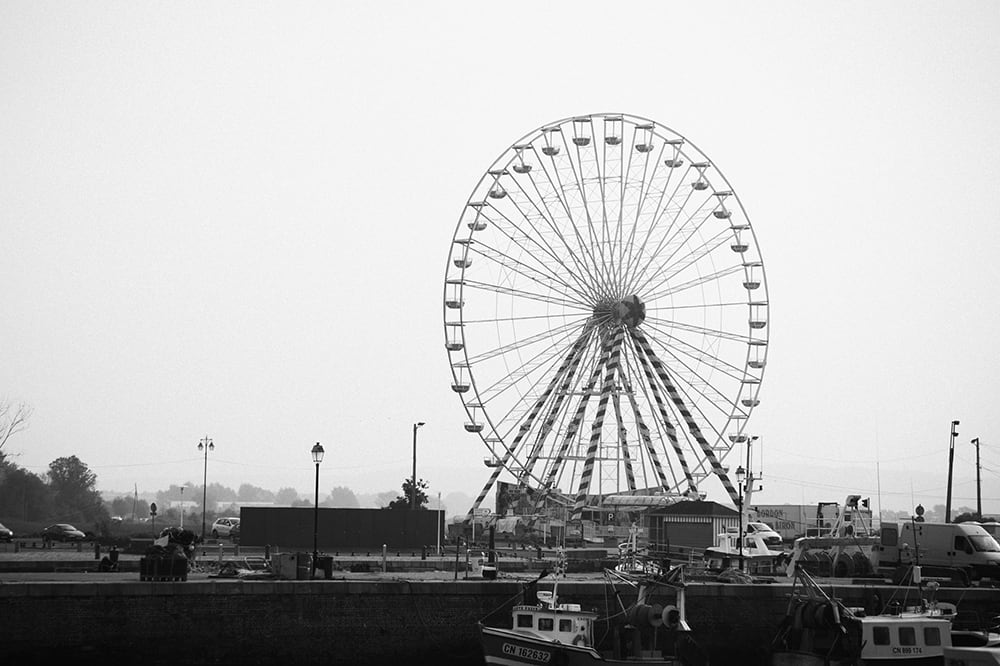 フランス オンフルール 005 (白黒 / 横） | PICK UP DESIGN