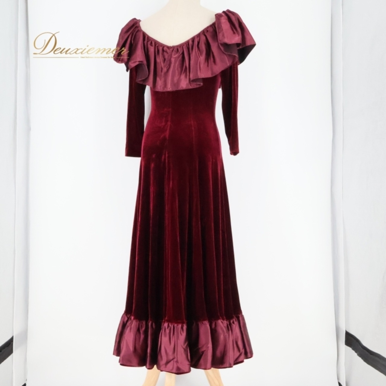 フラダンス 衣装 ワンピース ドレス メネフネプランテーション パープル系 MENEHUNE PLANTETION 日本製 ベロア 長袖 ワンカラー 無地 上品 光沢 高級感 きれい 華やか 鮮やか ワインレッド ハワイアン アロハ フラ ダンス レッスン