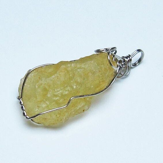 リビアングラス ペンダント 一点物 メール便可 112-13794