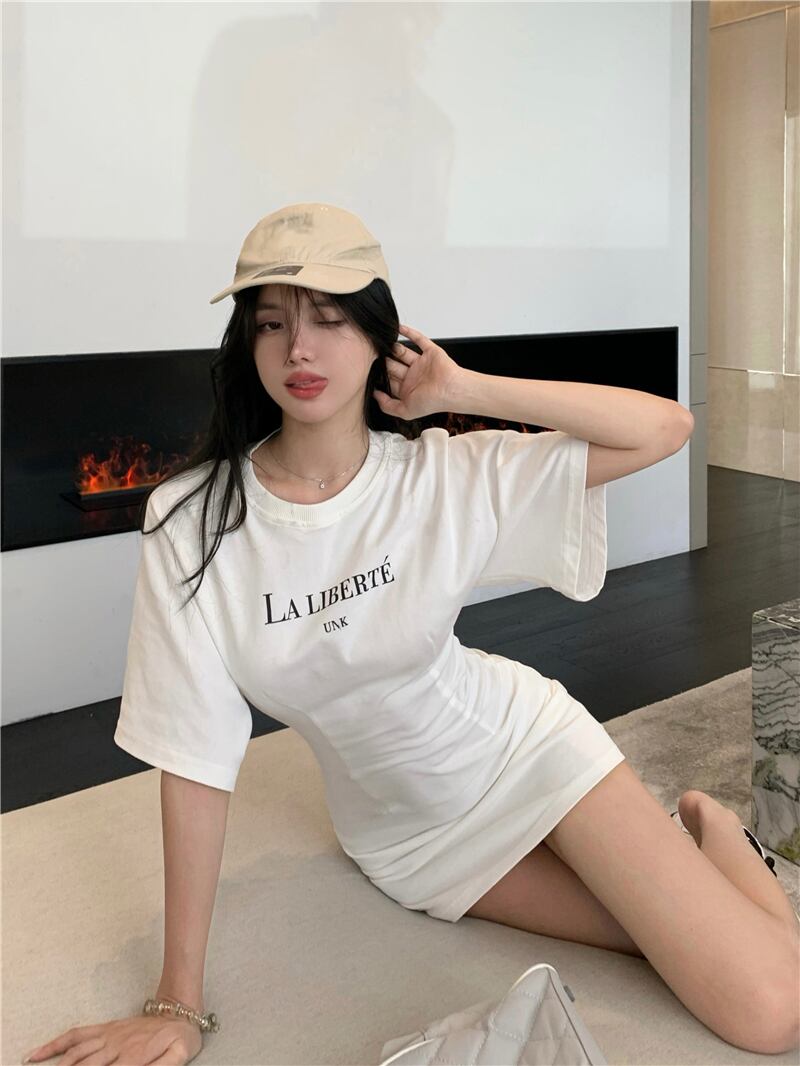 ショートTシャツ ドレス サマースカート ウェスト薄手ホワイト 夏物 ブラックストロベリース21367010679