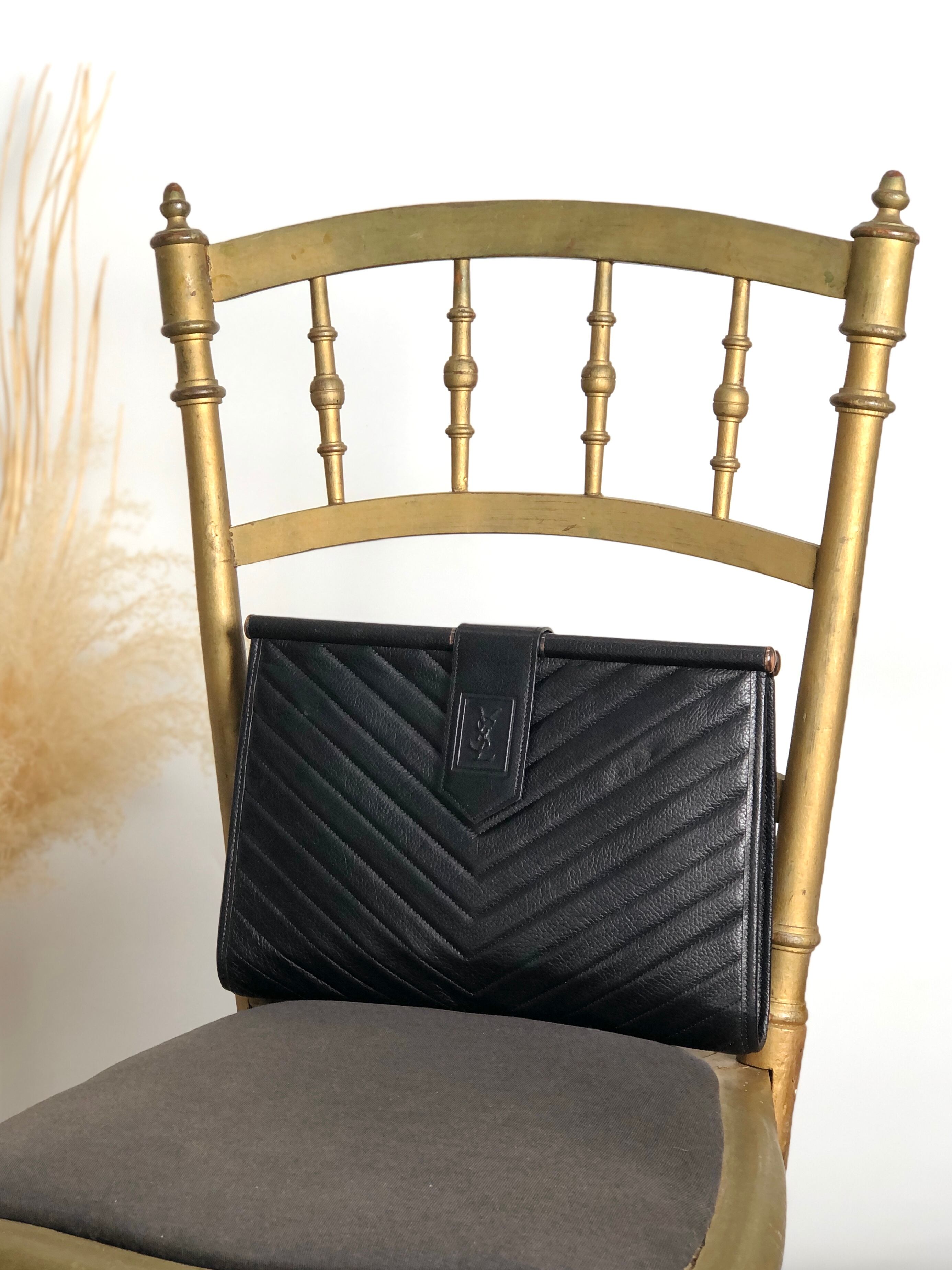 Yves Saint Laurent イヴ・サンローラン クラッチバッグ ブラック YSLロゴ バイアステッチ レザー vintage ヴィンテージ オールド hiam4r