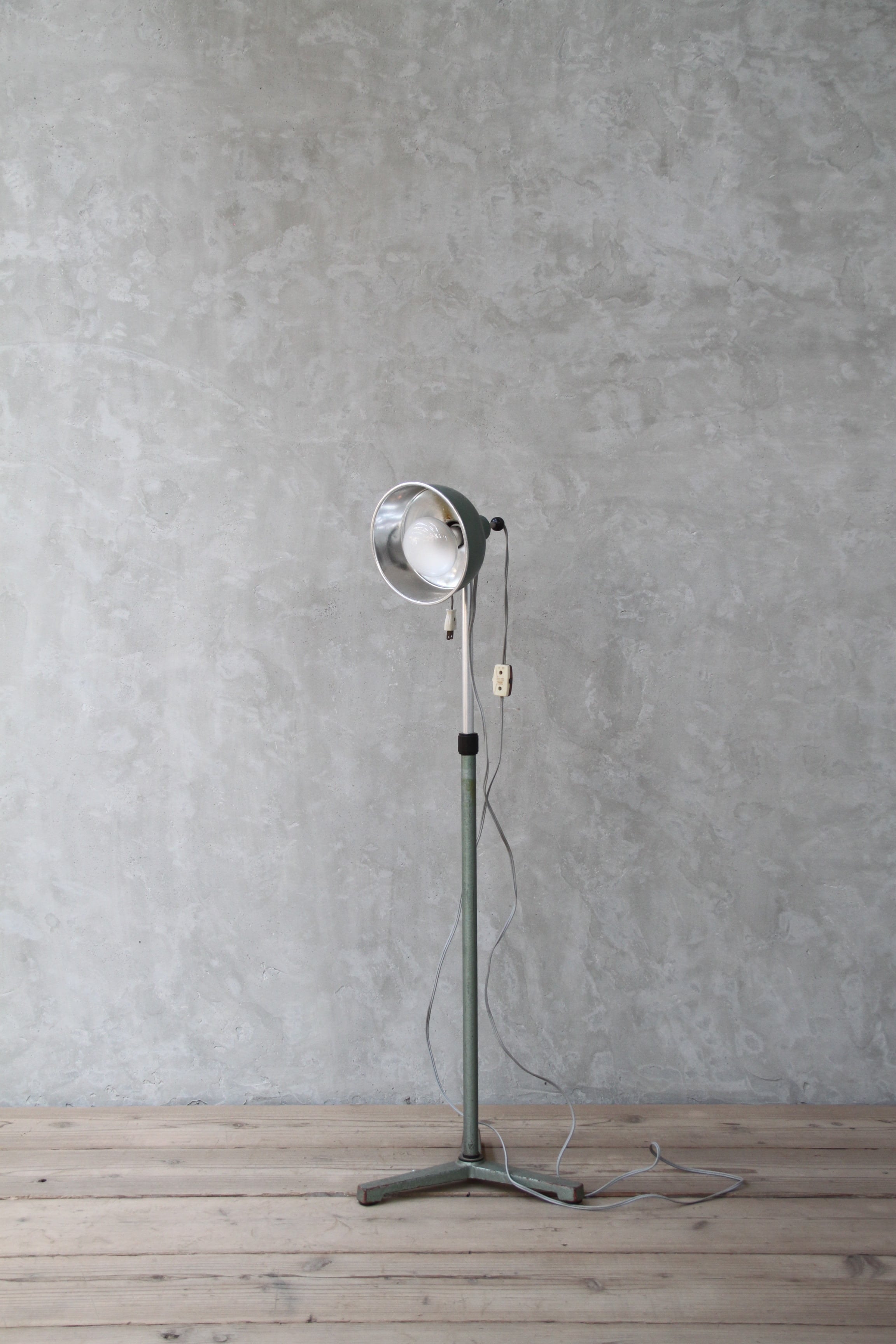 スタンドライト2 古家具/古道具/アンティーク/照明/スタンドライト/電気/シェード/医療用