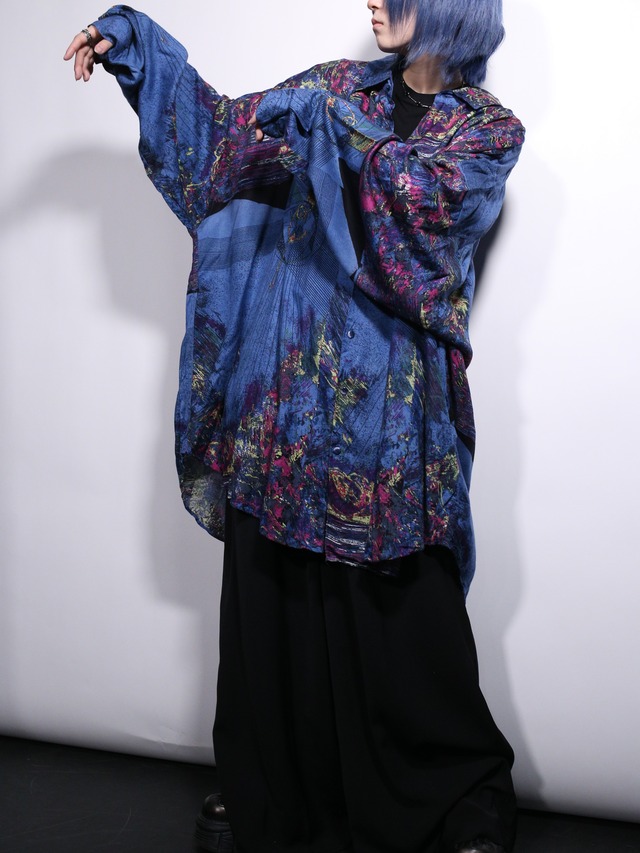 "GOOUCH" psychedelic art pattern XXX over silhouette shirt