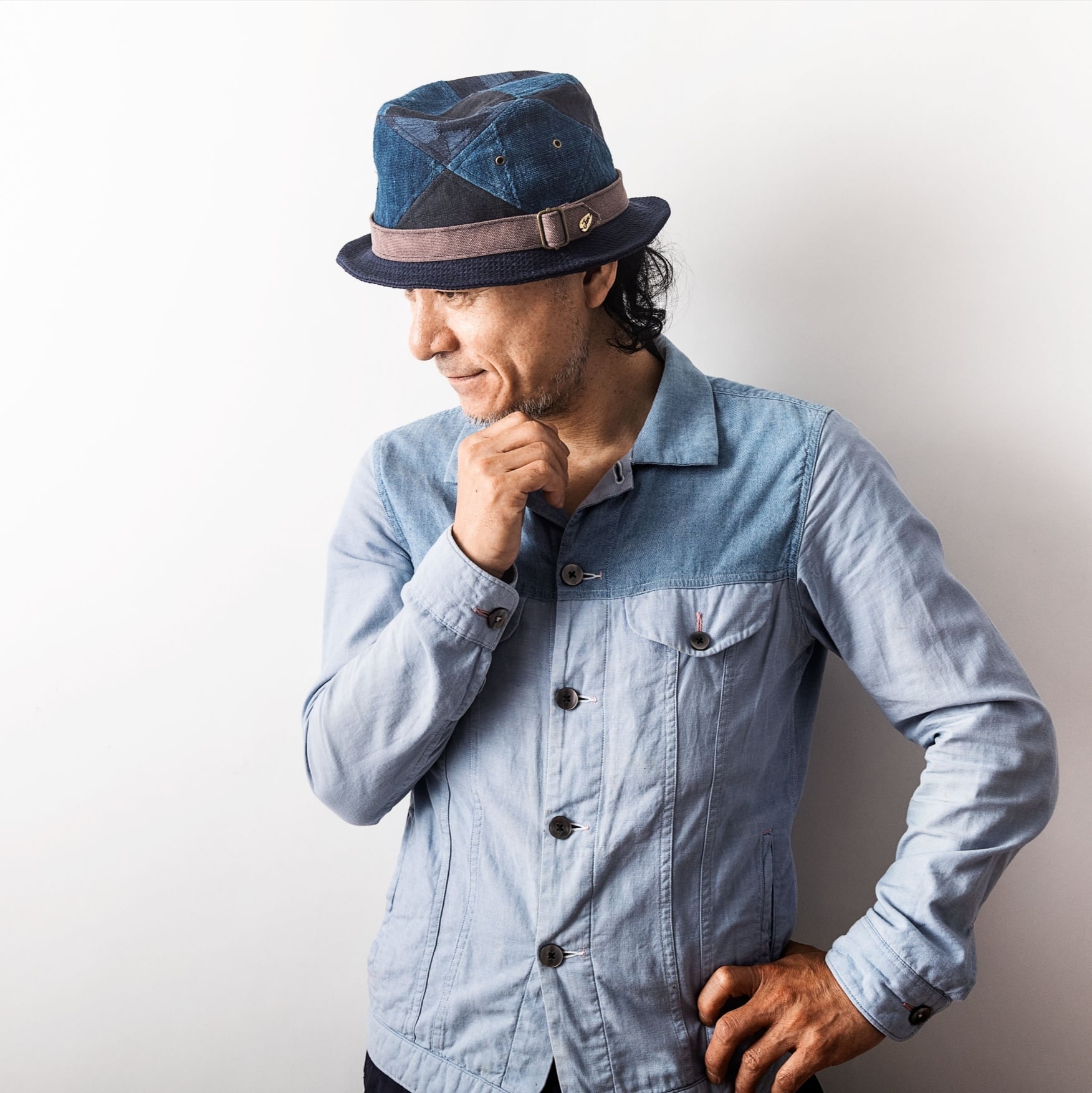 ブルキナファソ・タイ・日本の藍染めパッチワークハット『 Indigo