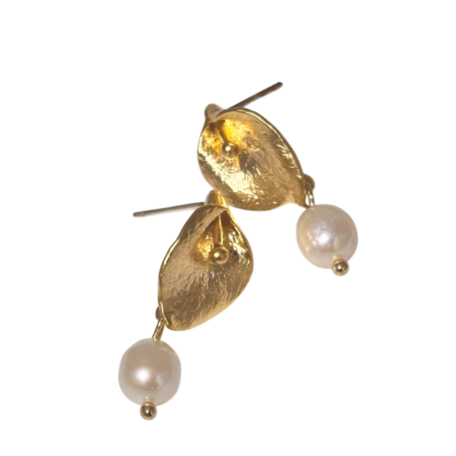 リリーピアス/14kgf