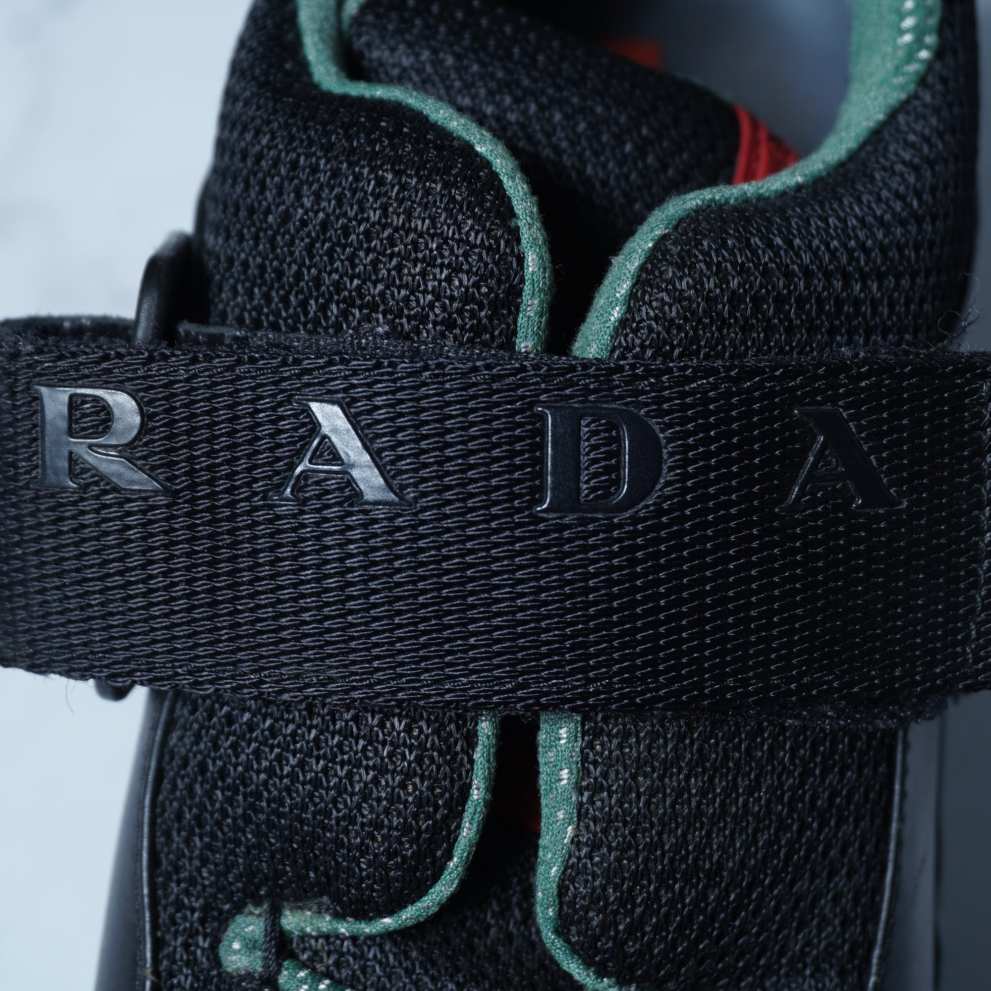 PRADA】プラダ 
