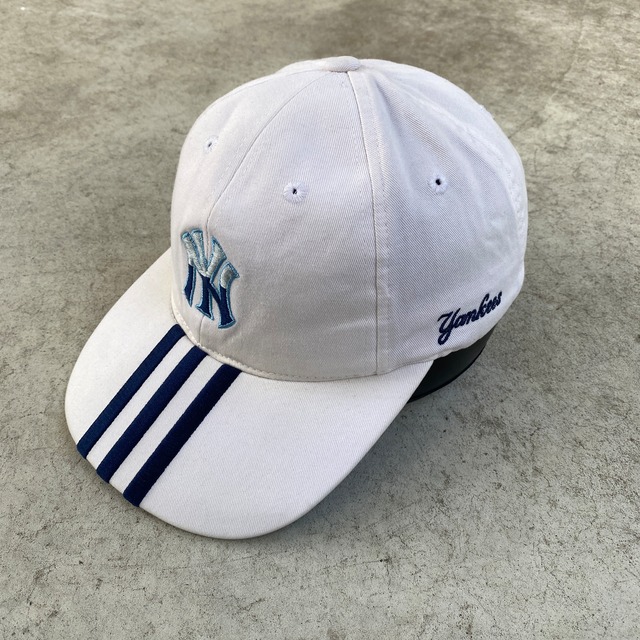 NEW YORK YANKEES × adidas 3-Stripes Cap - White