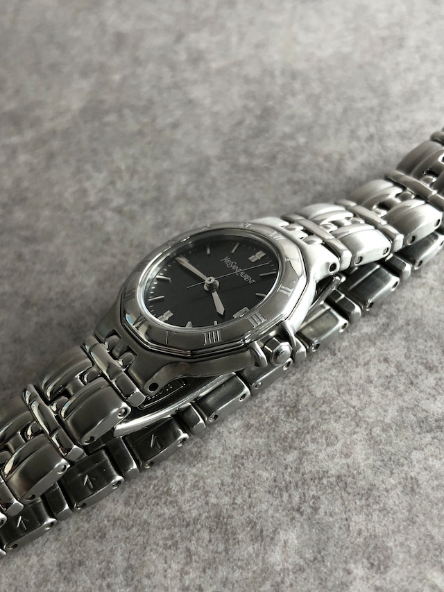 Yves Saint Laurent イヴ・サンローラン 腕時計 シルバー×ブラック ロゴ ステンレススチール クウォーツ 9616-H18636 gzdk85