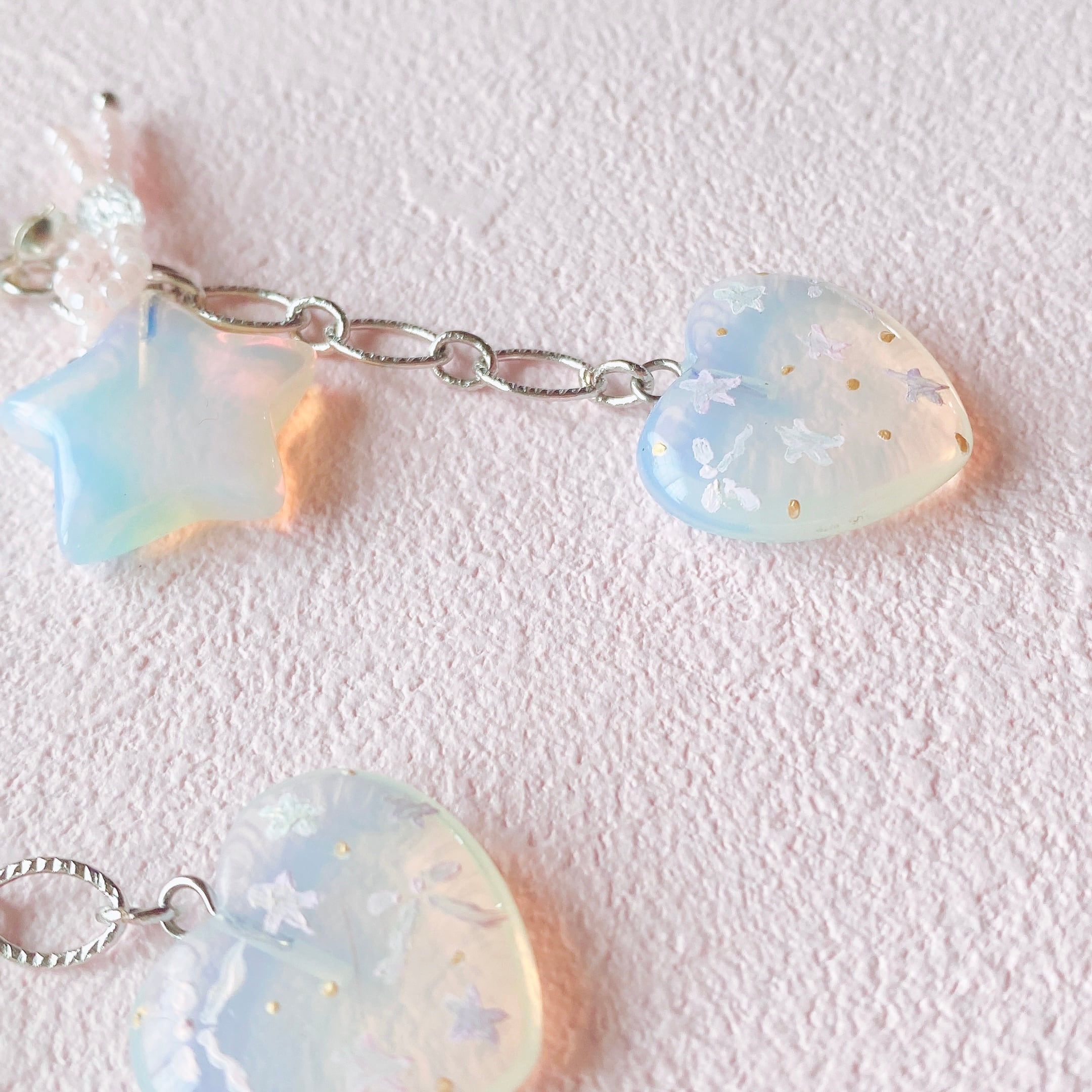 天然石×handpaint リボン・星・ハート　耳飾り