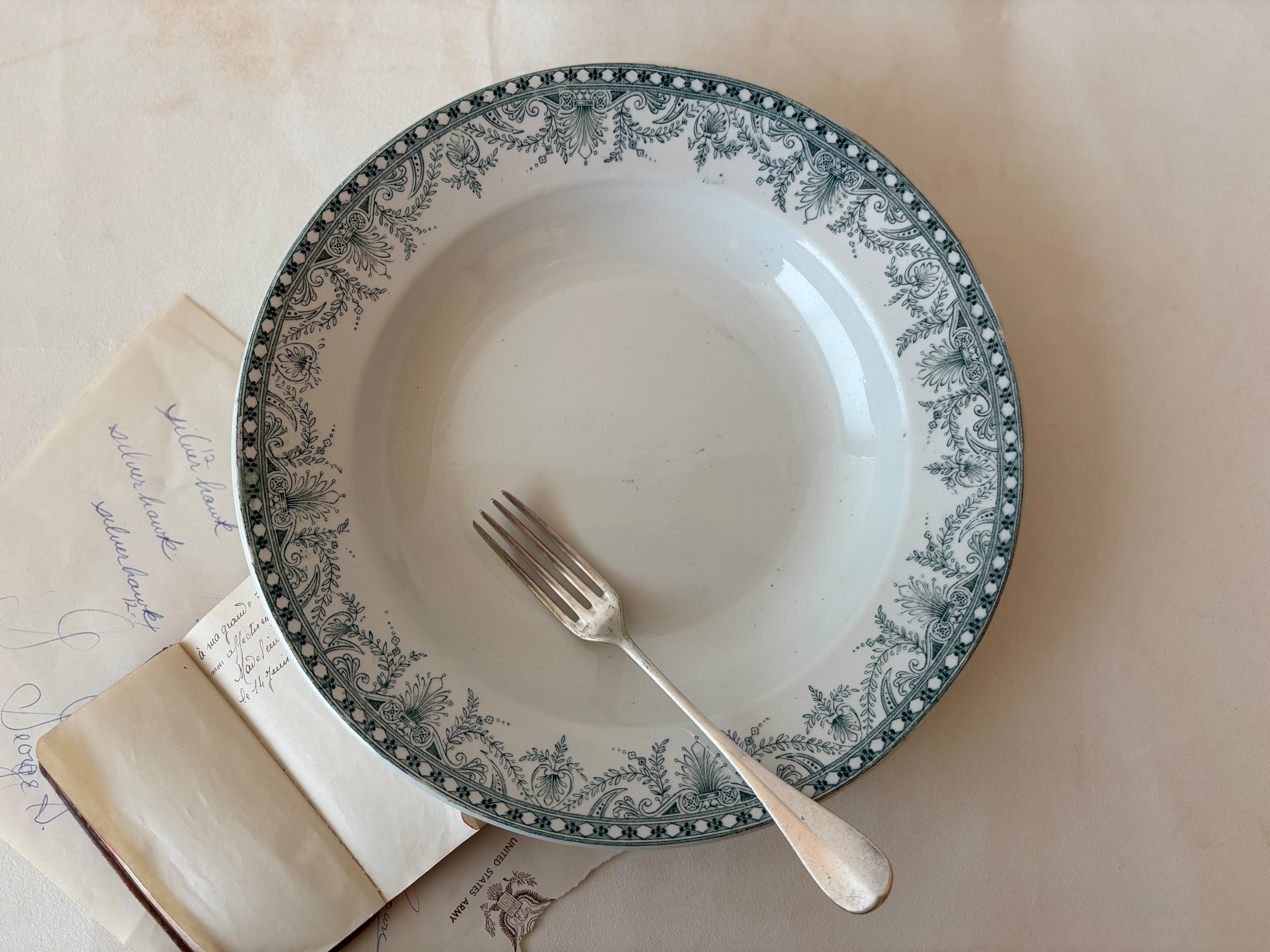 【1点のみ】Moulin des Loups HAMAGEムーランデルー WIRBUR 繊細なアールデコ柄の深皿