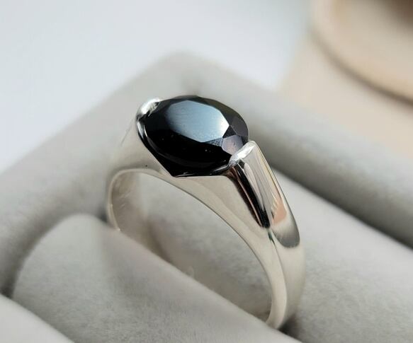?天然石?オーバルカット ブラックオニキスリング シルバー《送料無料》