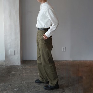 Houttuynia cordata　Morning コーデュロイ　-スタンドカラータブ付きシャツ-