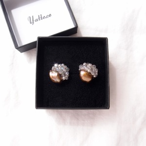 【天然石刺繍/ピアス】 Baroque Pearl × Coated Labradorite Earrings