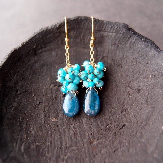 【K14gf】Peacock Blue Kyanite × Magnesite Turquoise Earrings／カイヤナイト × マグネサイトターコイズ ピアス