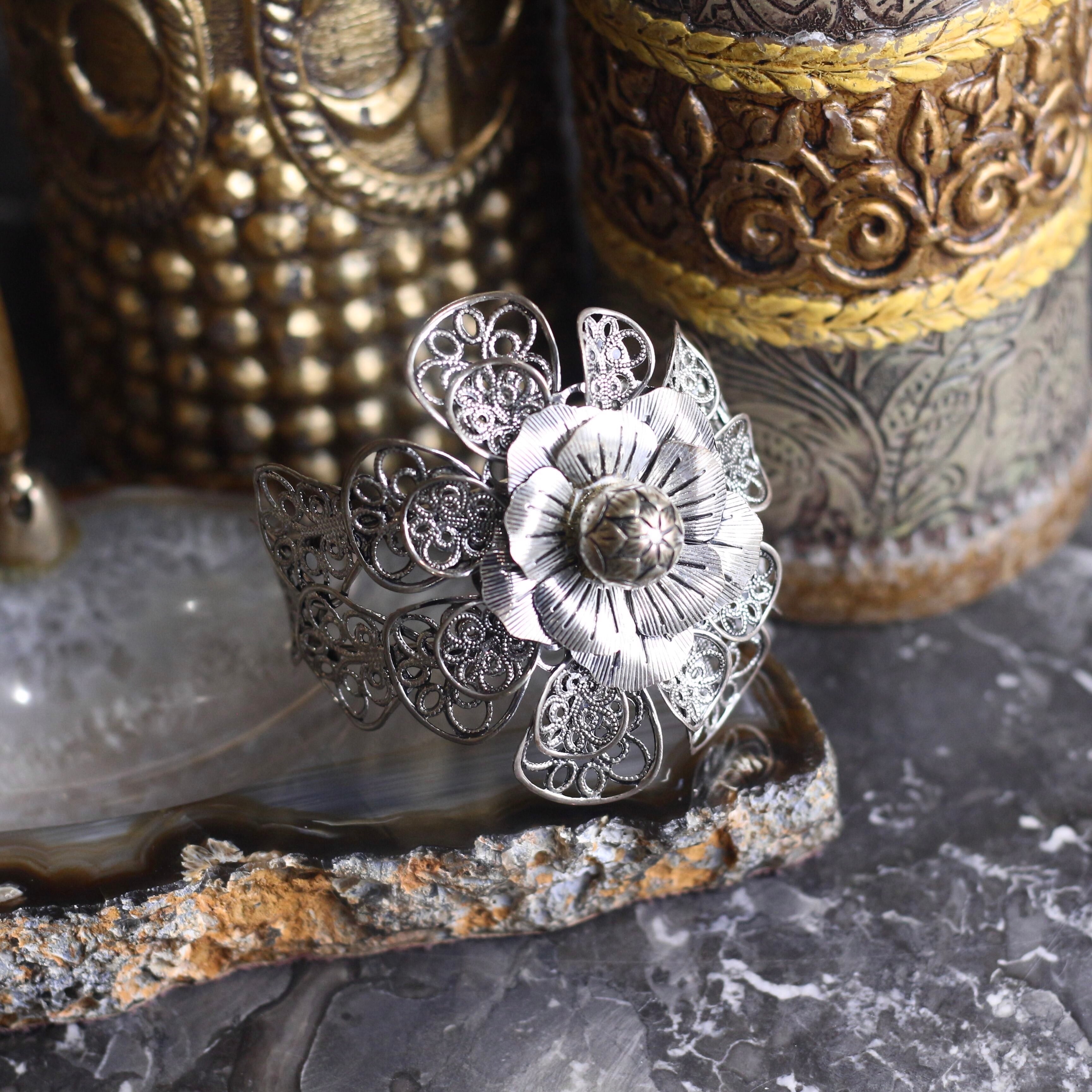 USA VINTAGE FLOWER DESIGN CLOISONNE METAL BANGLEアメリカ古着お花