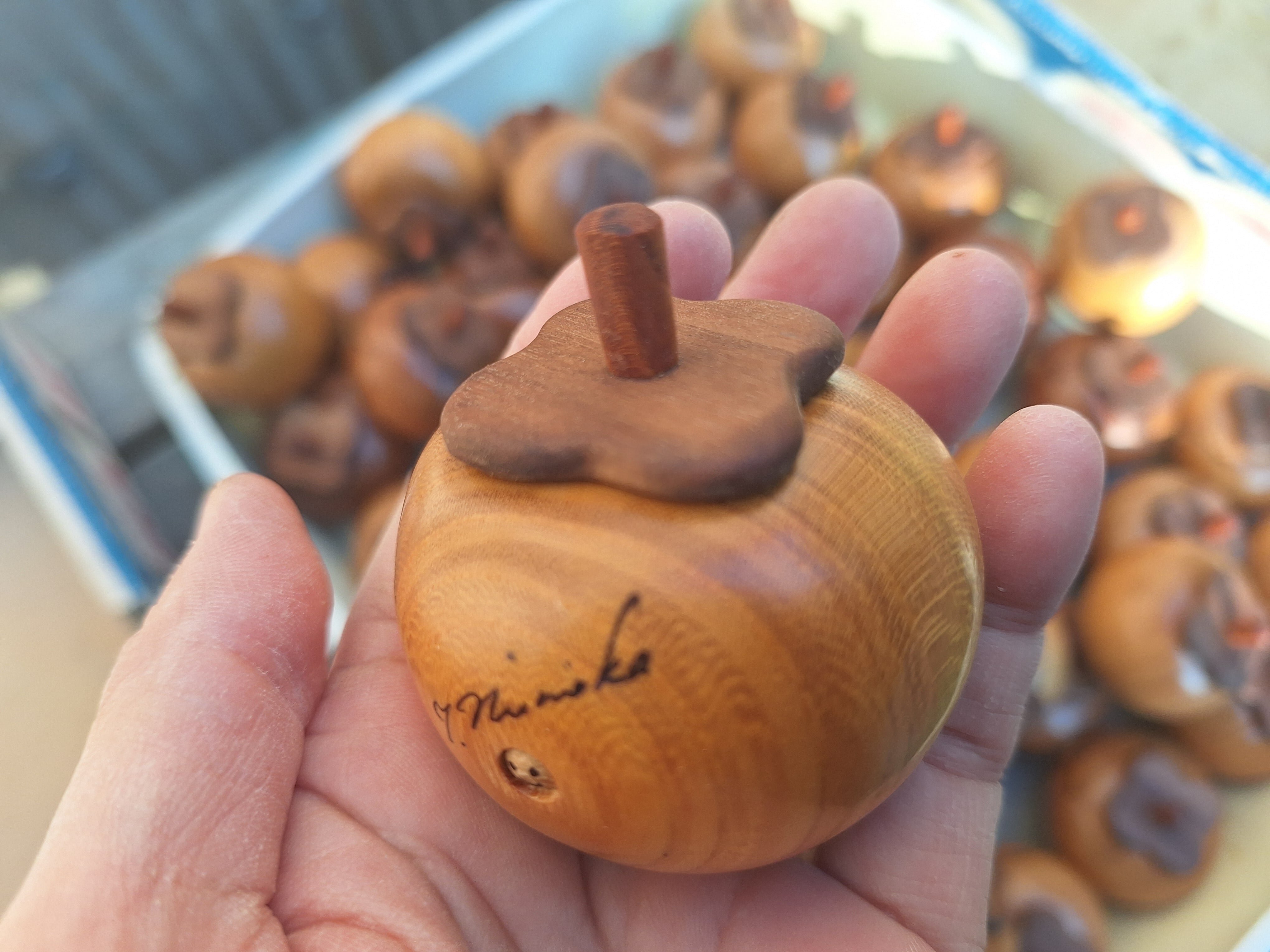 アマガキ 甘柿 persimmon | 工房西岡 woodcraft animals