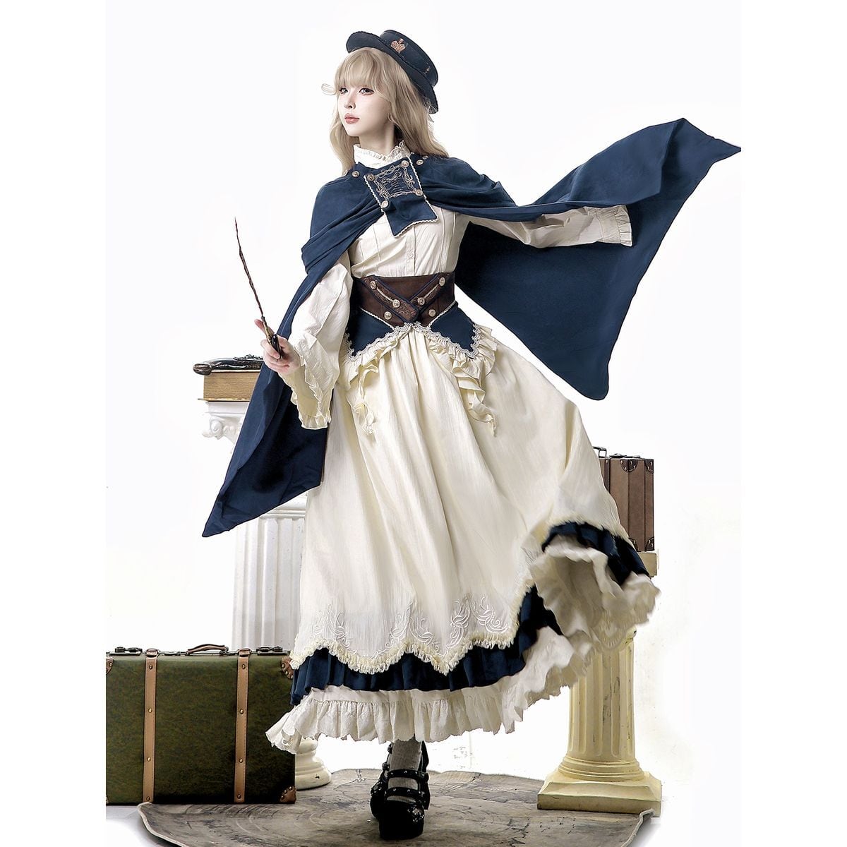 レトロエレガントケープセットアップ | Maiden's Rêve