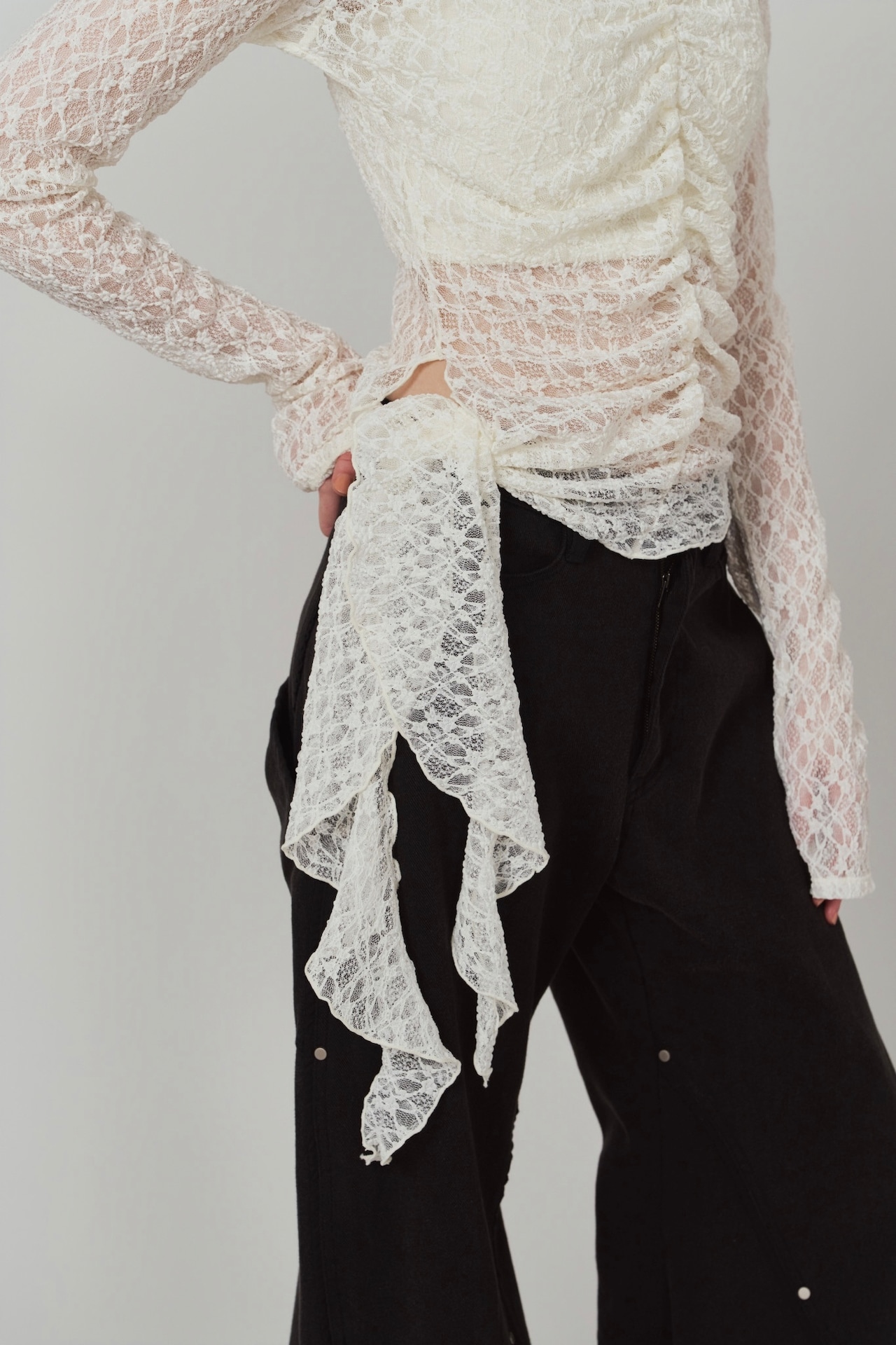 Lace Gathered Top / WHITE - 3