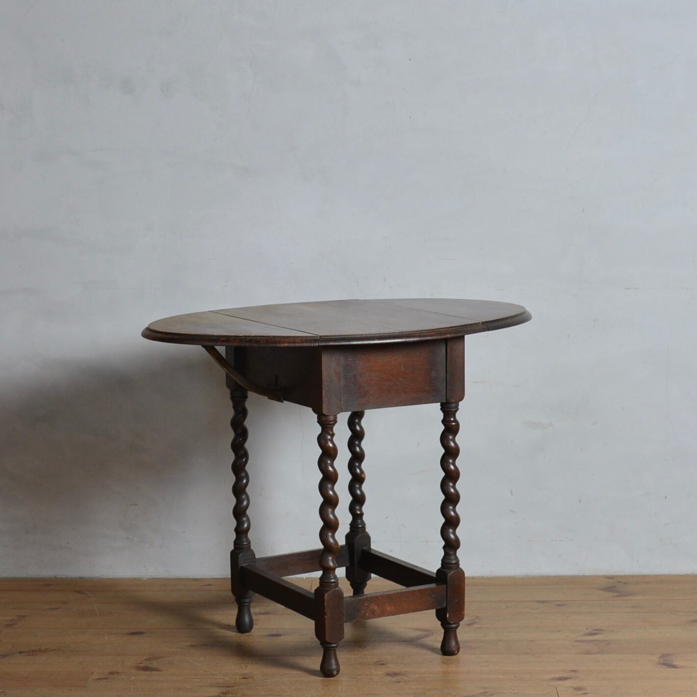 Drop Leaf Table / ドロップリーフテーブル〈ゲートレッグテーブル