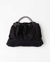 〈CHANEL〉Matelasse Bag