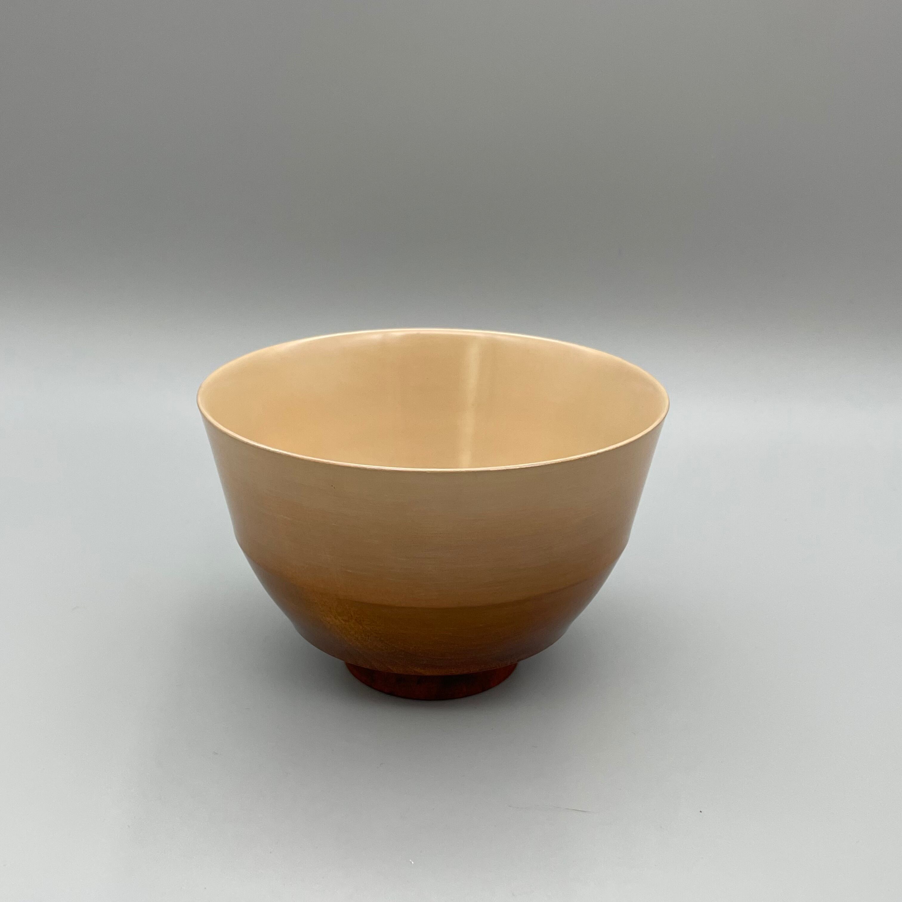 栃造ぼかし塗り抹茶椀(小)-白 -Tochi Gradient-Painted Matcha Bowl - White