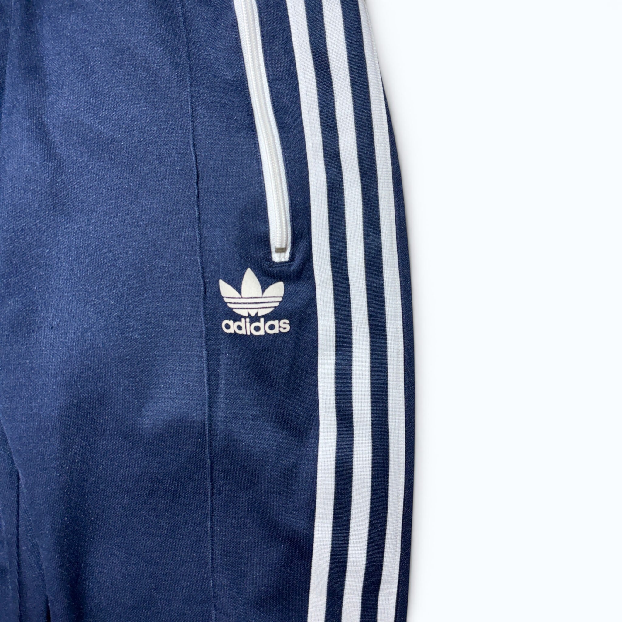 adidas Originals】アディダスオリジナルス 韓国製 EUROPA トラック