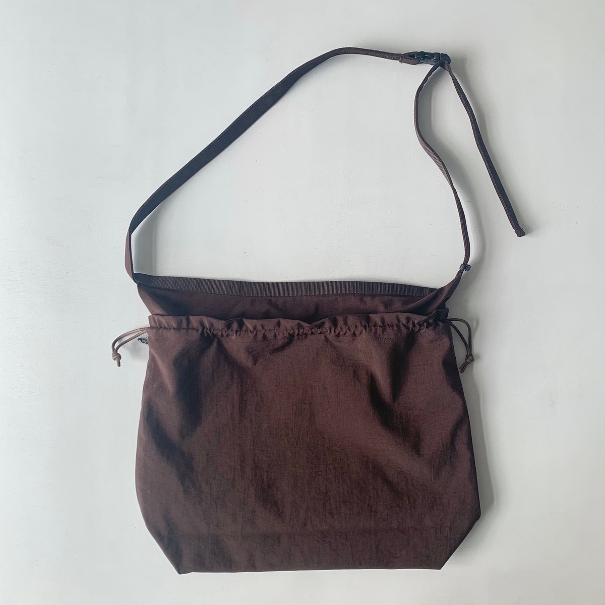 ERA.】TAS BIG RED CROSS APRON BAG/K031 | eighty88eight