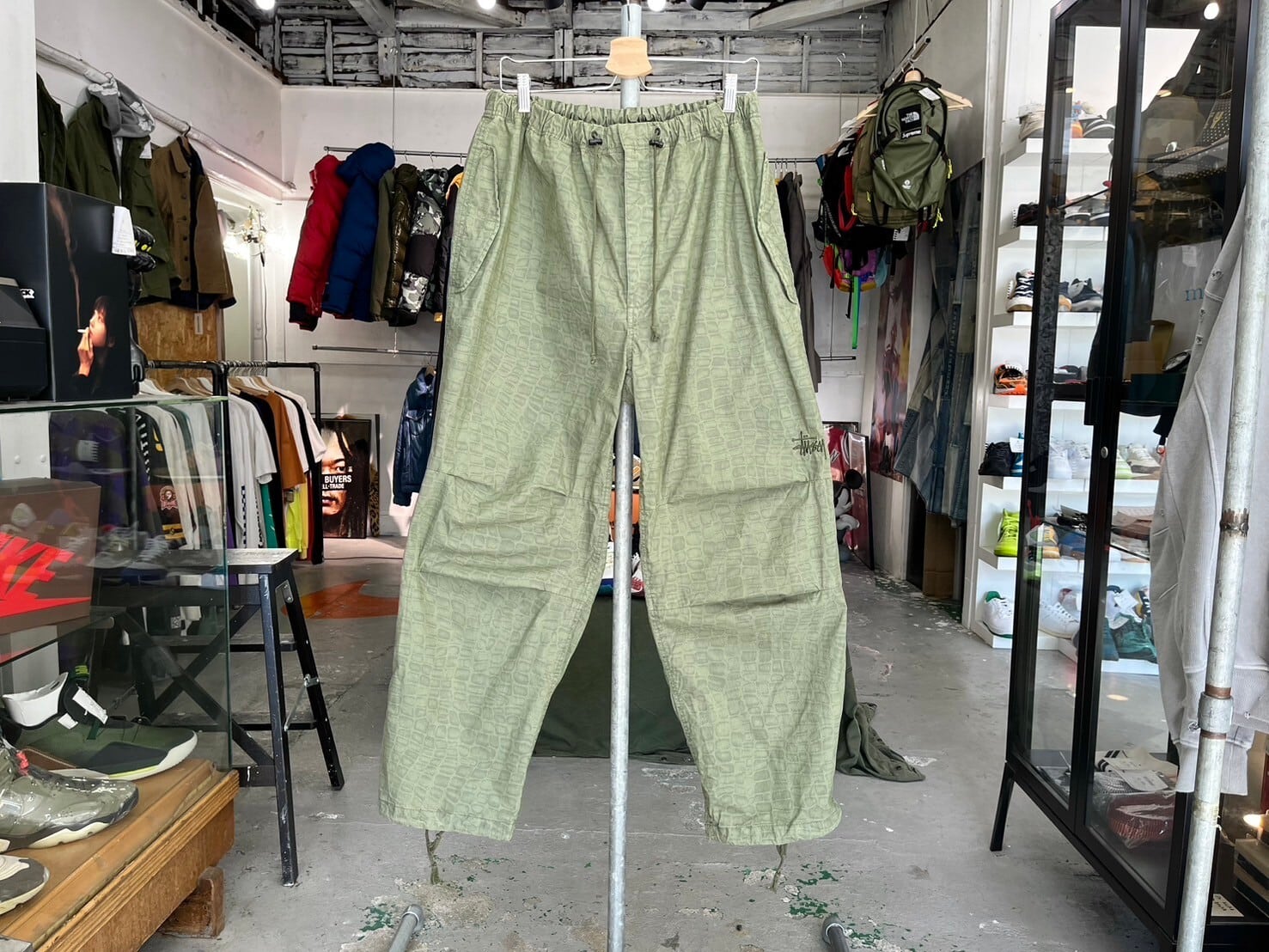 Stussy nyco over trousers VEIL CAMO パラシュートパンツ