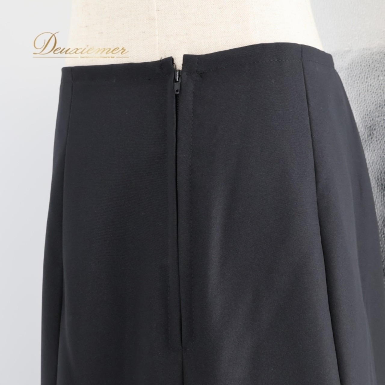 フラメンコ 衣装 バタデコーラ ファルダ スカート 黒 赤 無地 ボランテ フリル ダンス パーティ 発表会 ボリューム 重厚感 ブラック系 レッド系 おしゃれ レディース コスチューム イベント 舞台 豪華