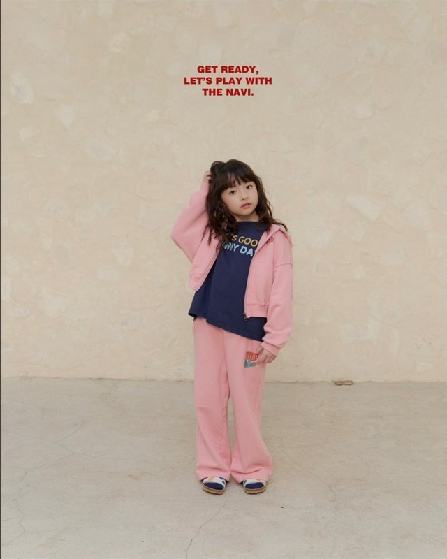 予約⌇navi / Sunny T-shirt