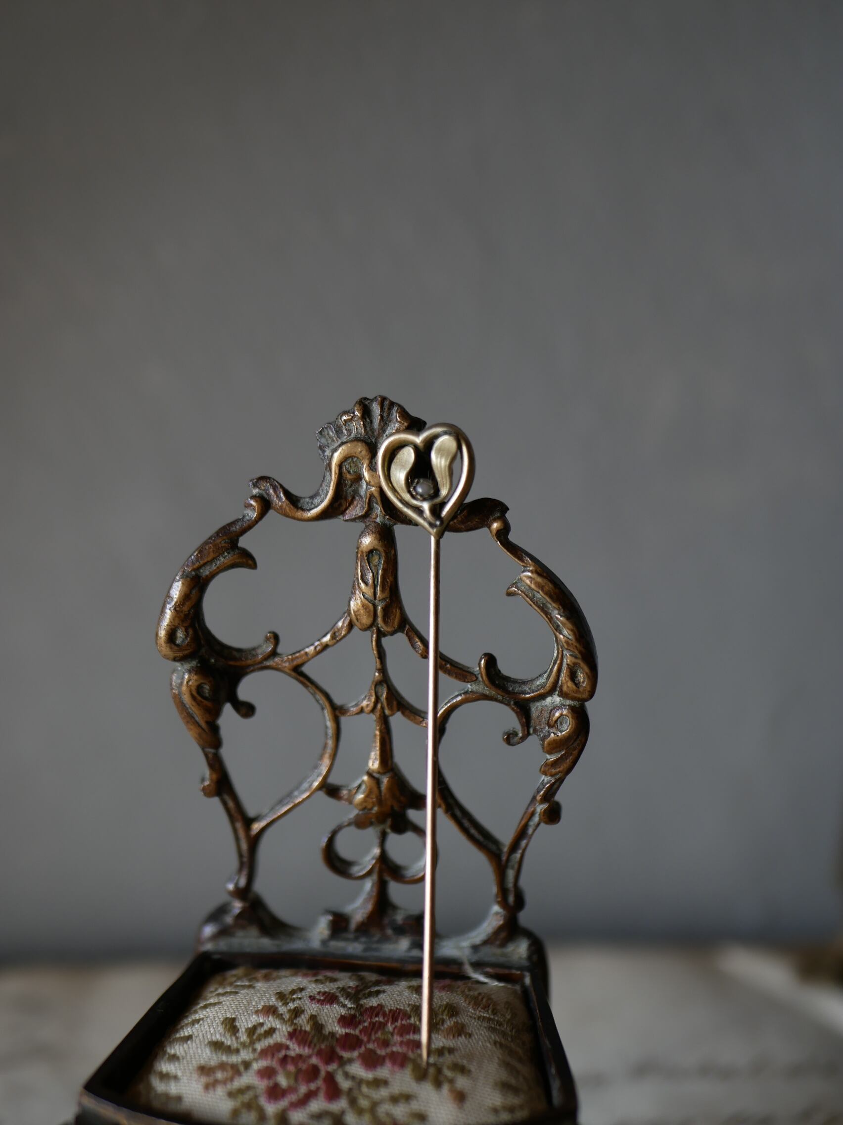 ハートの宿り木 ハットピン ゴールドプレート フランスアンティーク アンティークアクセサリー