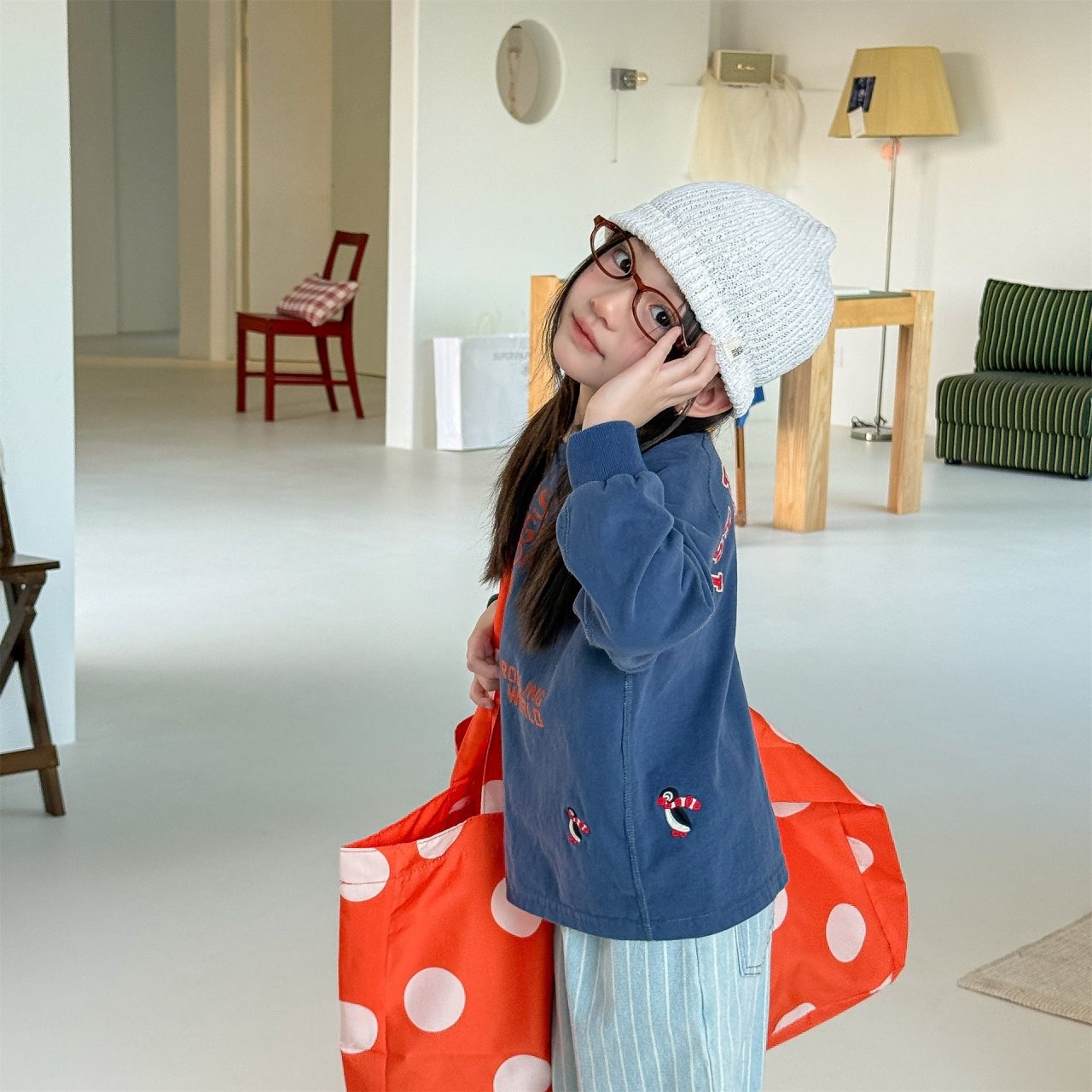 [bdiary] First Sweatshirt / [비다이어리] 퍼스트맨투맨