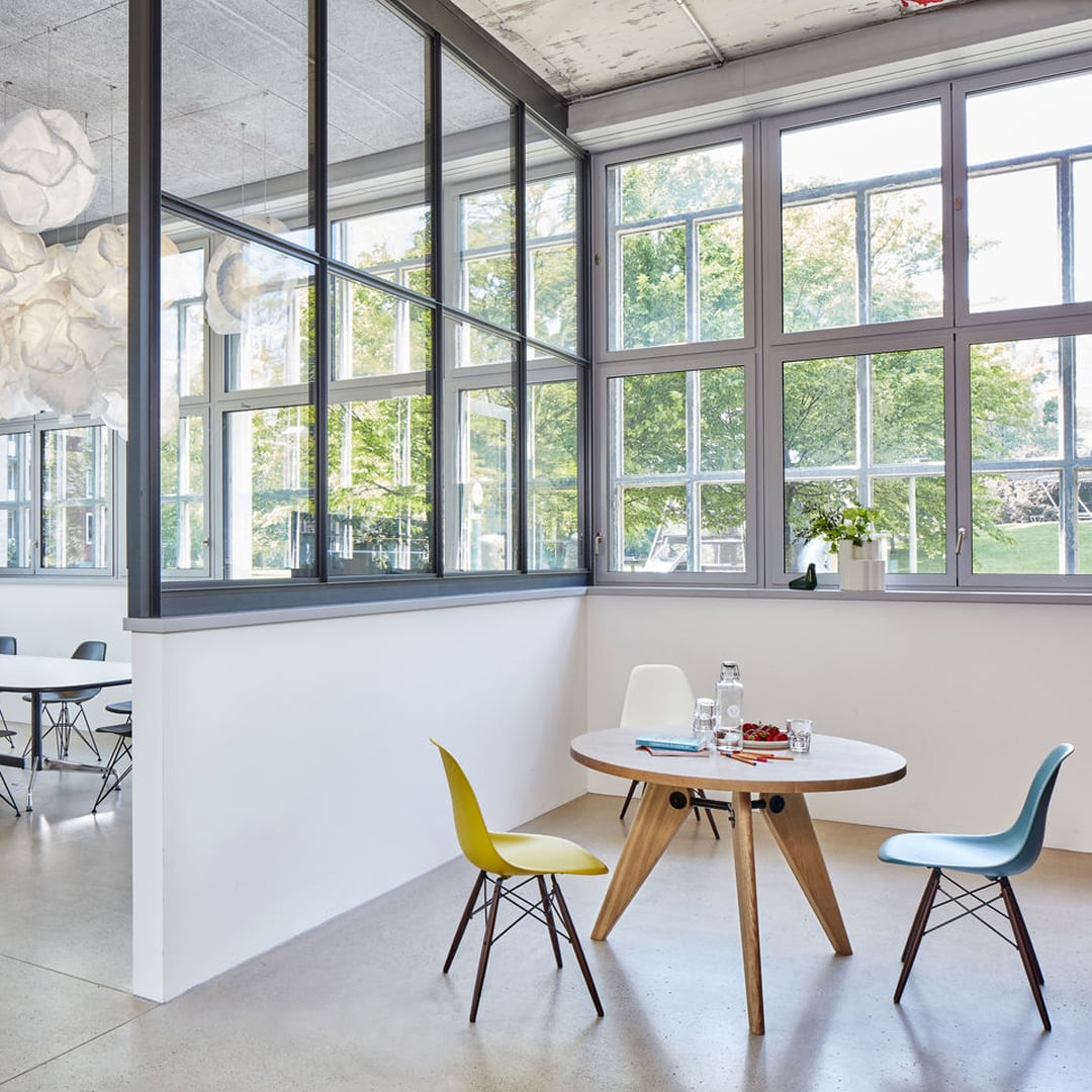 vitra ゲリドン ナチュラル オーク オイル仕上げ 90×74mm 75170547e24511d3b9915946008273