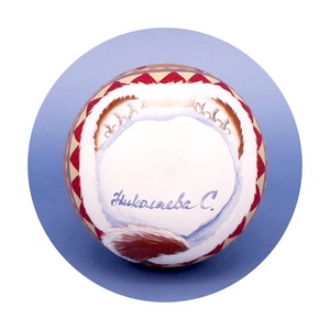 スベトラーナ・ニコライバ作　ベル　犬