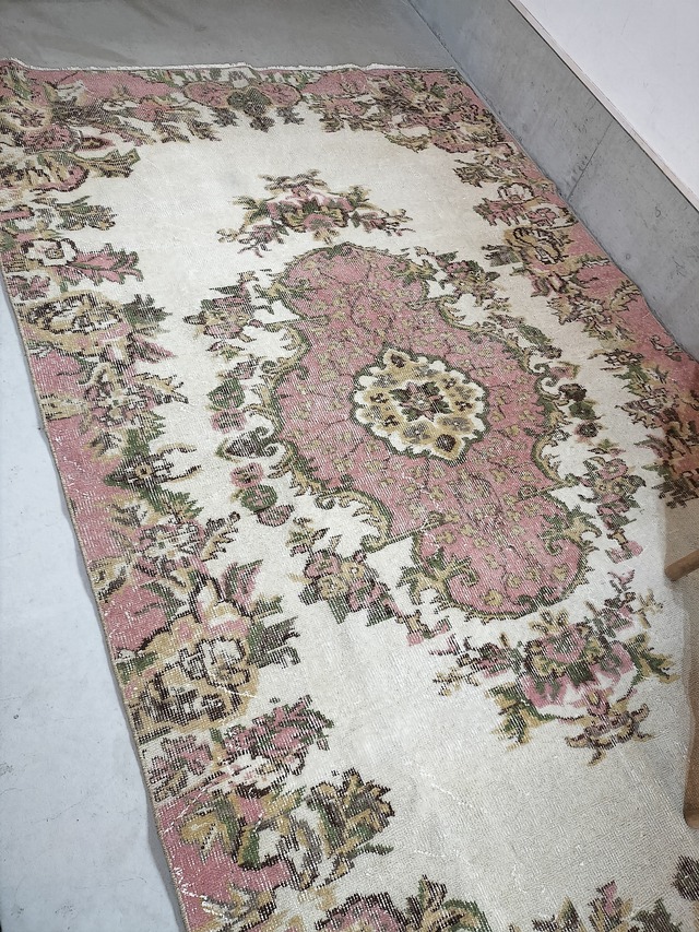 Turkish rug 261✕162cm No.386