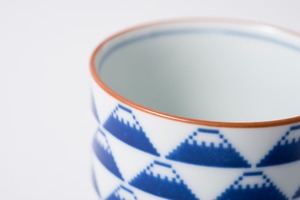 富士山　湯呑 / The Porcelains