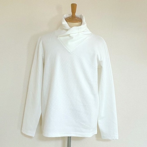 Bias Volume Neck Cut & Sewn　White