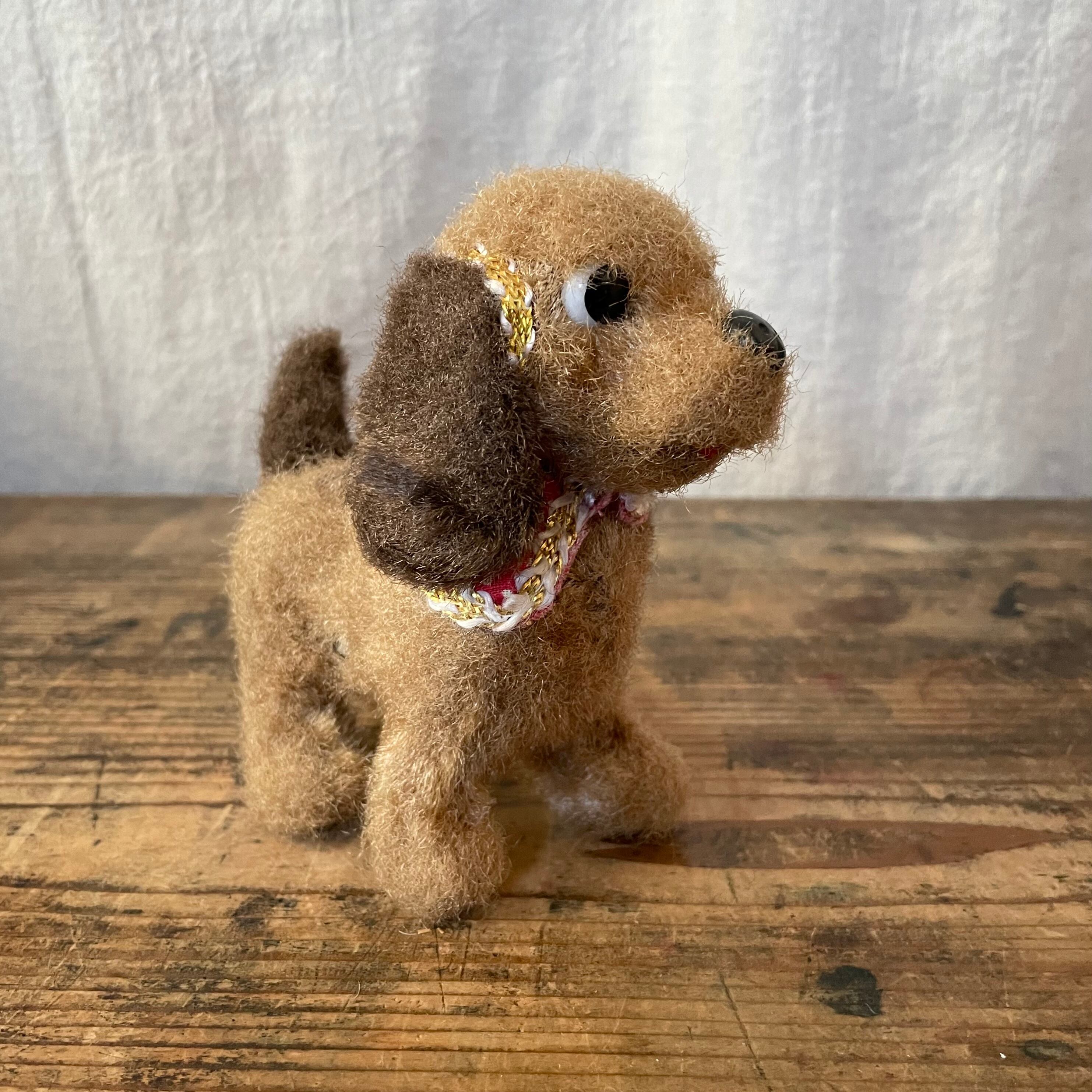 口が開く犬 | tsuitachi craft&brocante