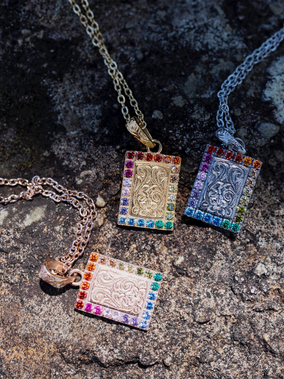 RAINBOW plate necklace | IRIEBEACH