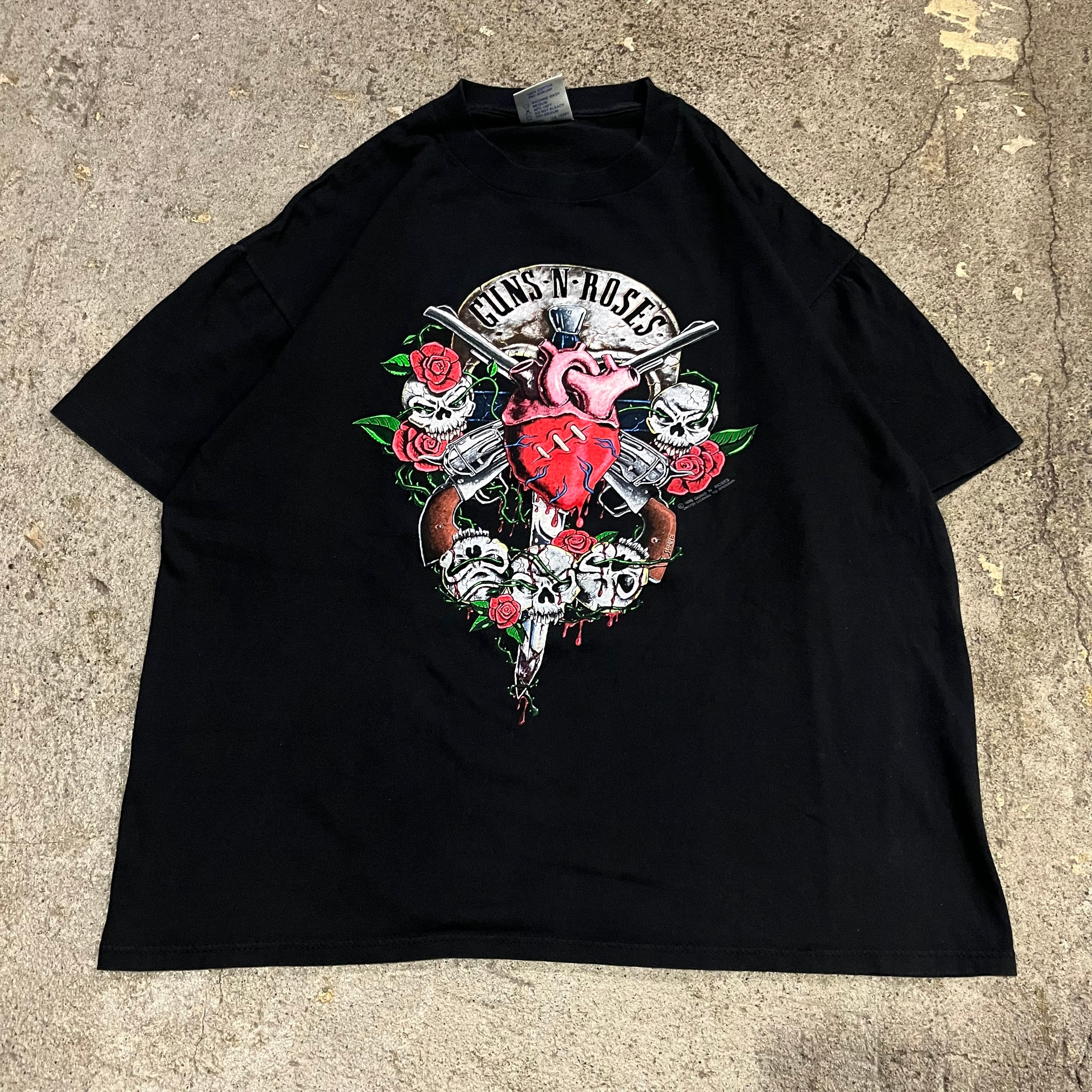 90s Guns n Roses T-shirt | What’z up powered by BASE